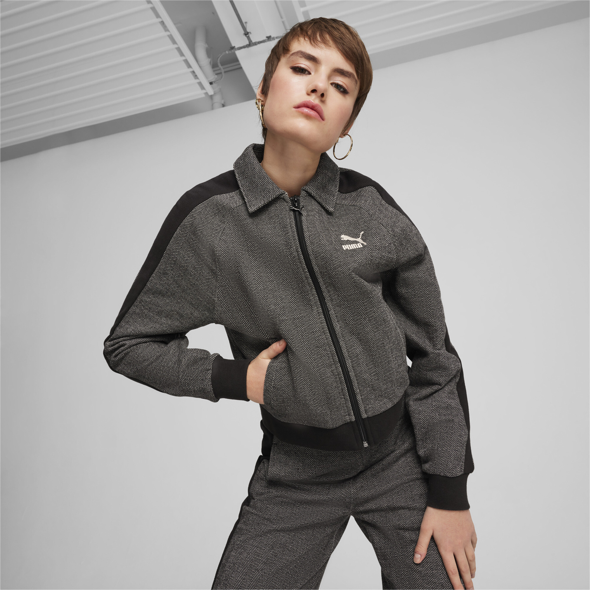 Puma ქალის ჯემპრი T7 Track Jacket PUMA Black-Alpine Snow
