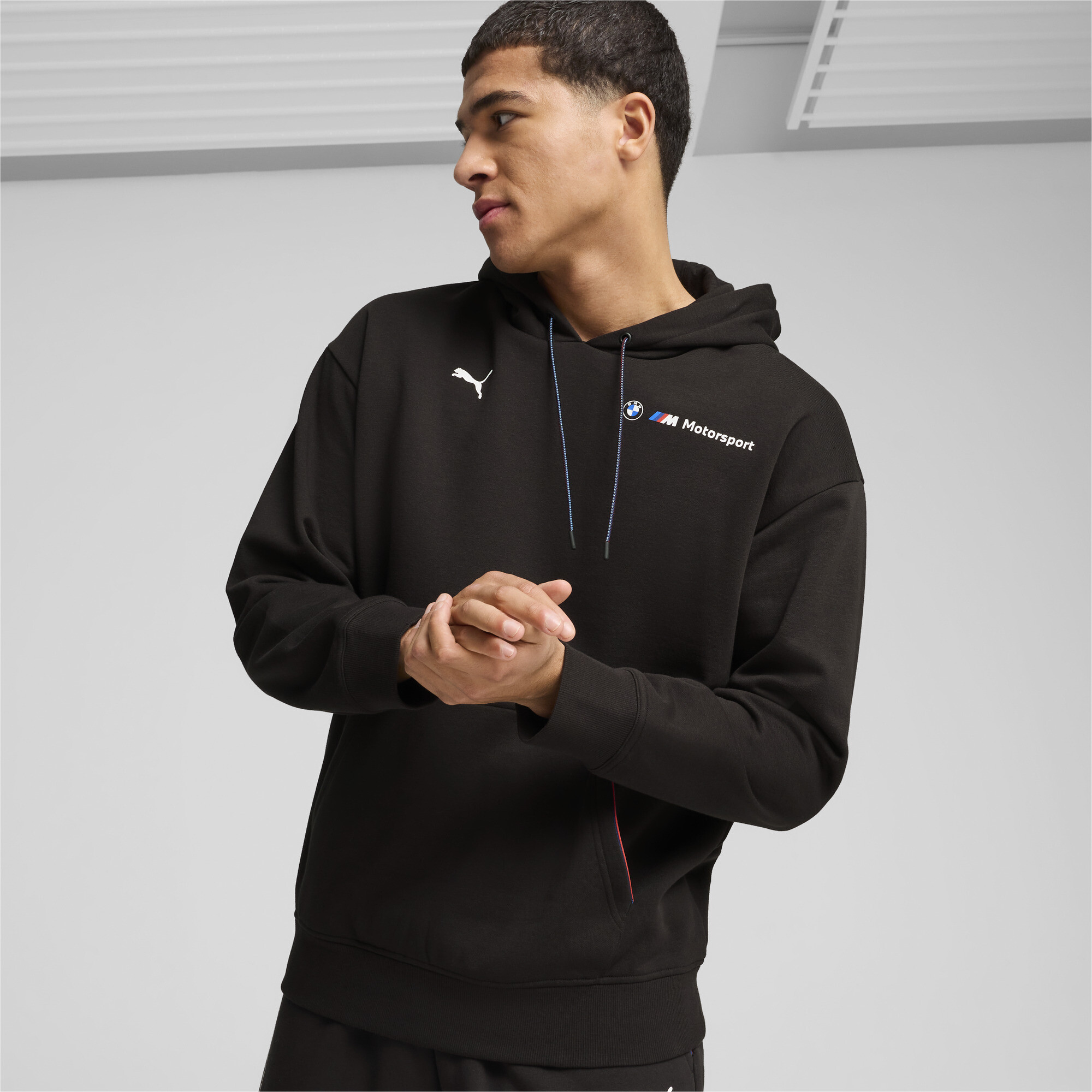 Puma ჯემპრი BMW MMS ESS+ HOODIE FLEECE PUMA Black