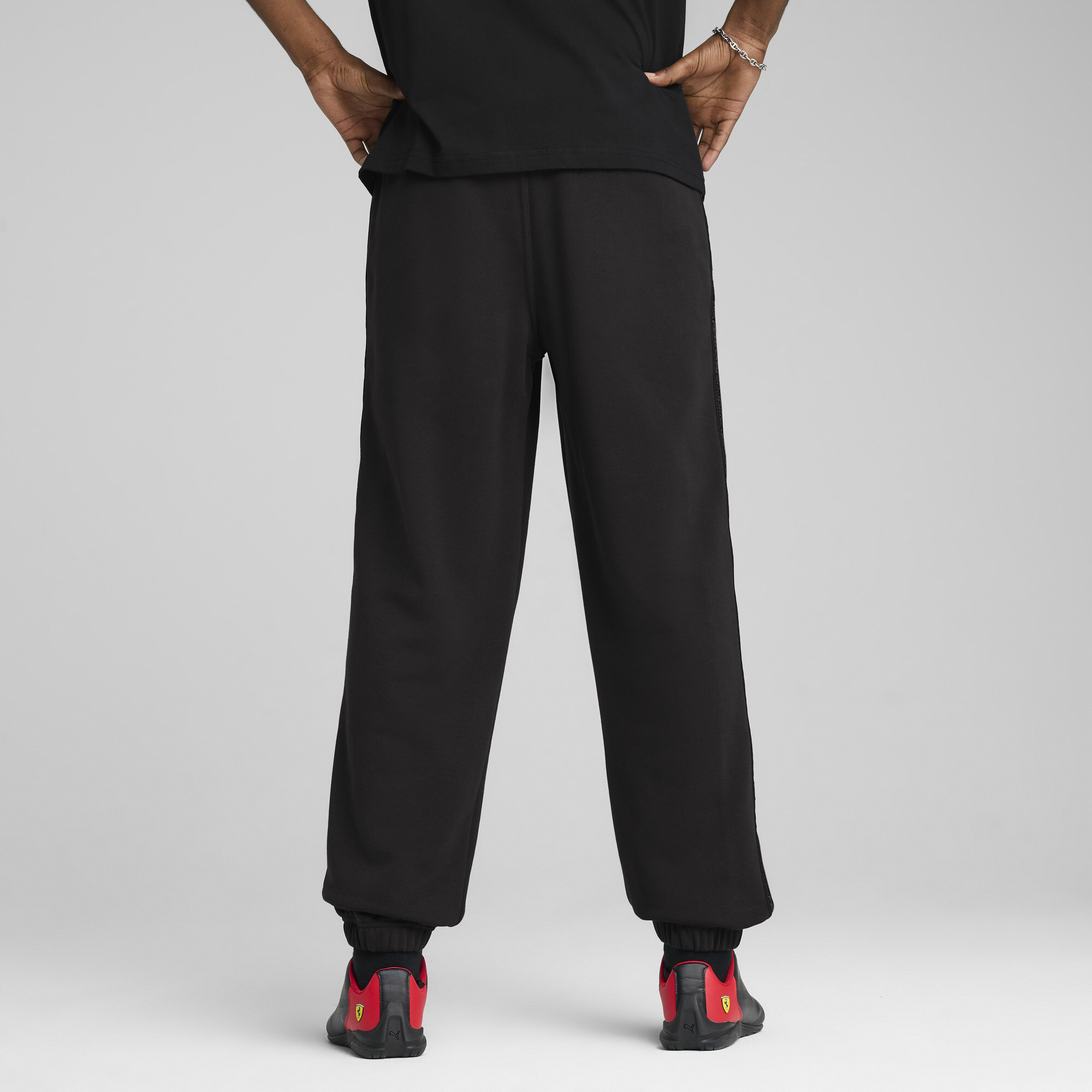 Puma შარვალი Ferrari Race Sweatpants