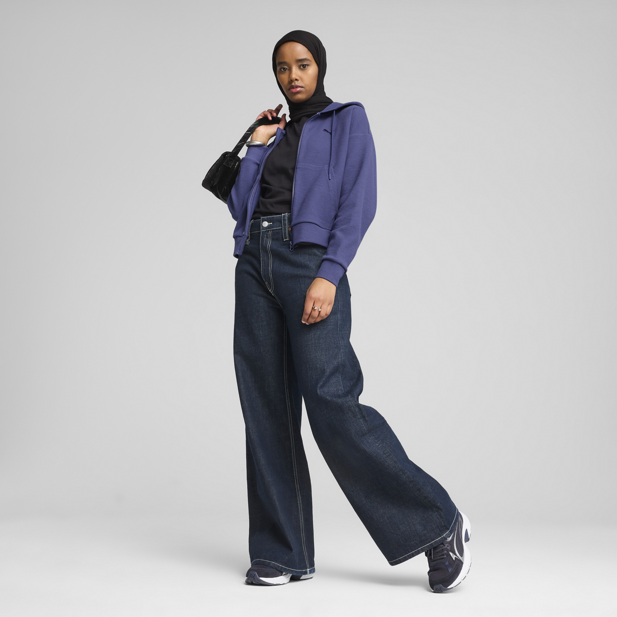 Puma ქალის ჯემპრი HER Crop Full-Zip Hoodie