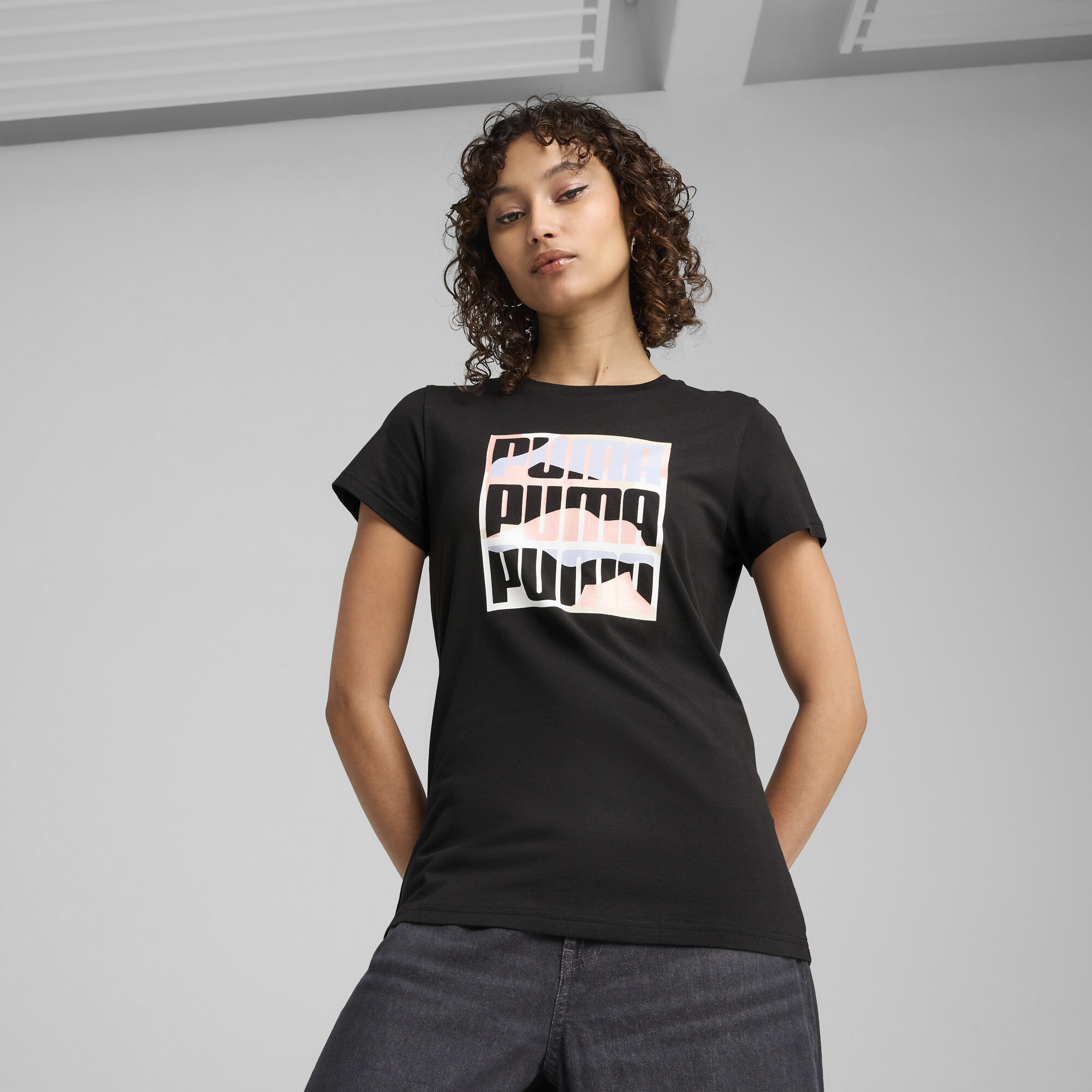 Puma ქალის მაისური GRAPHICS Mountain Tee