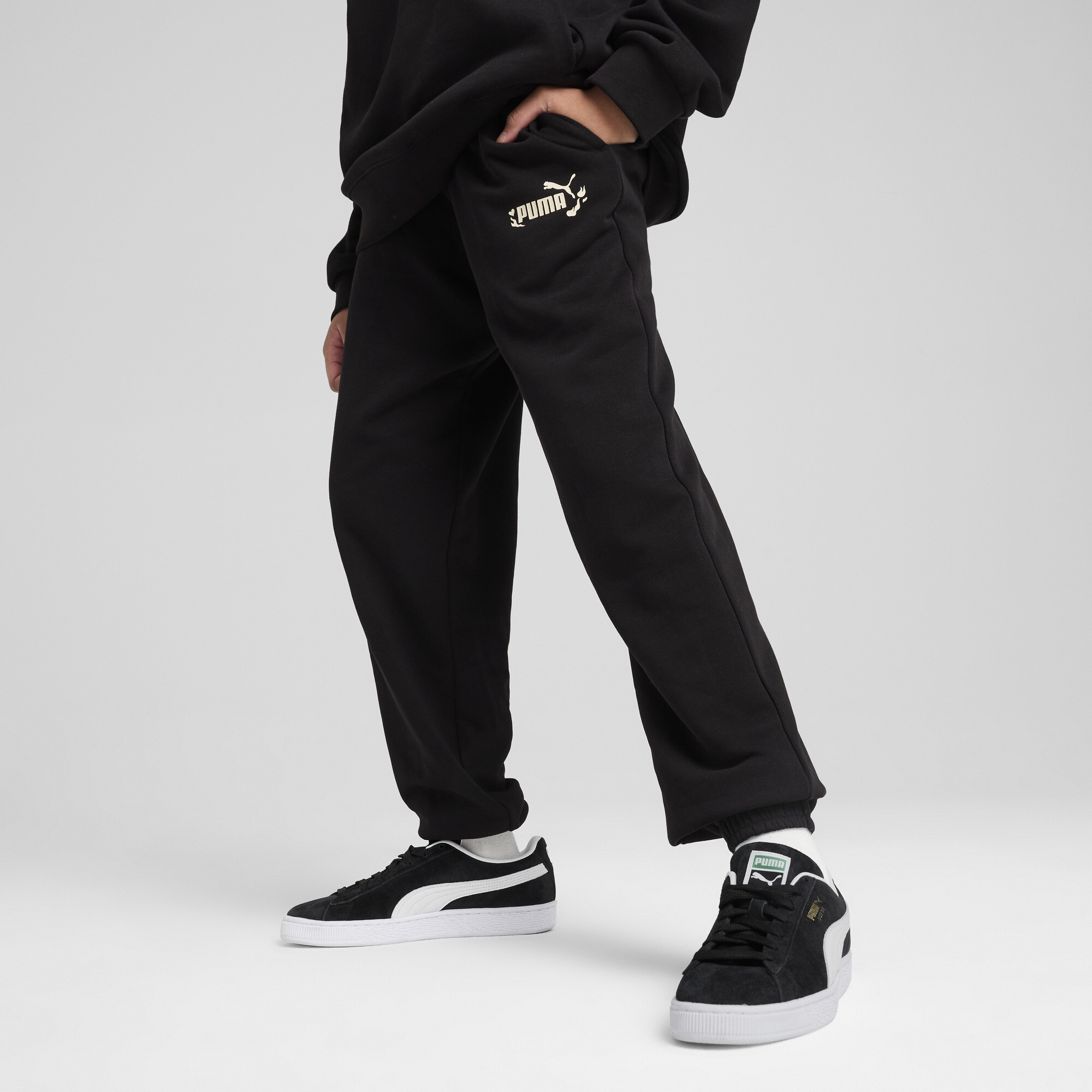 Puma ბავშვის შარვალი FLAMING LOVE Sweatpants TR G