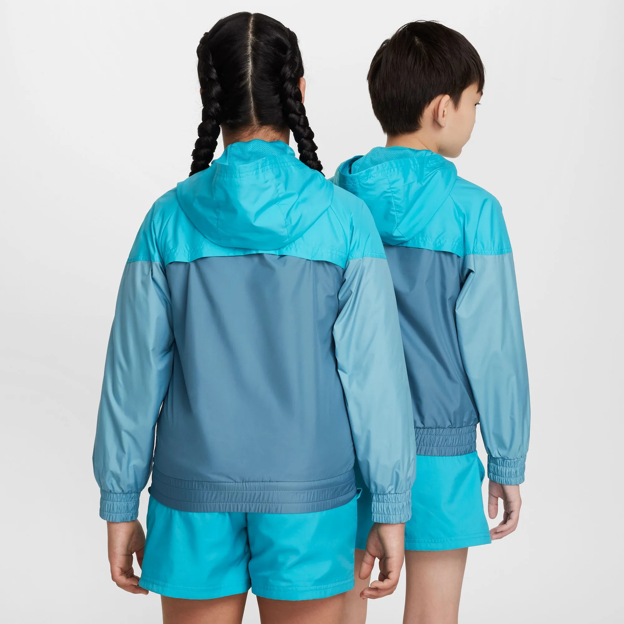 Nike ბავშვის ქურთუკი