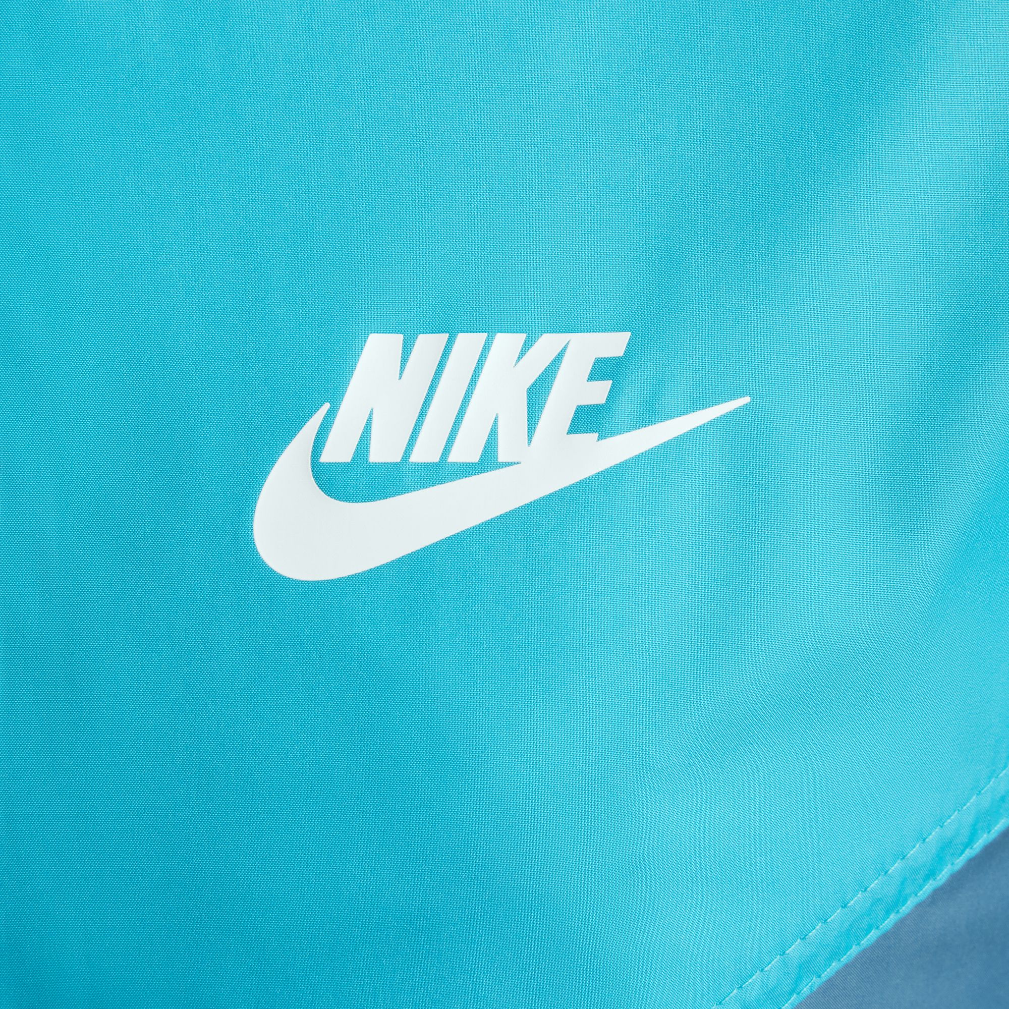 Nike ბავშვის ქურთუკი