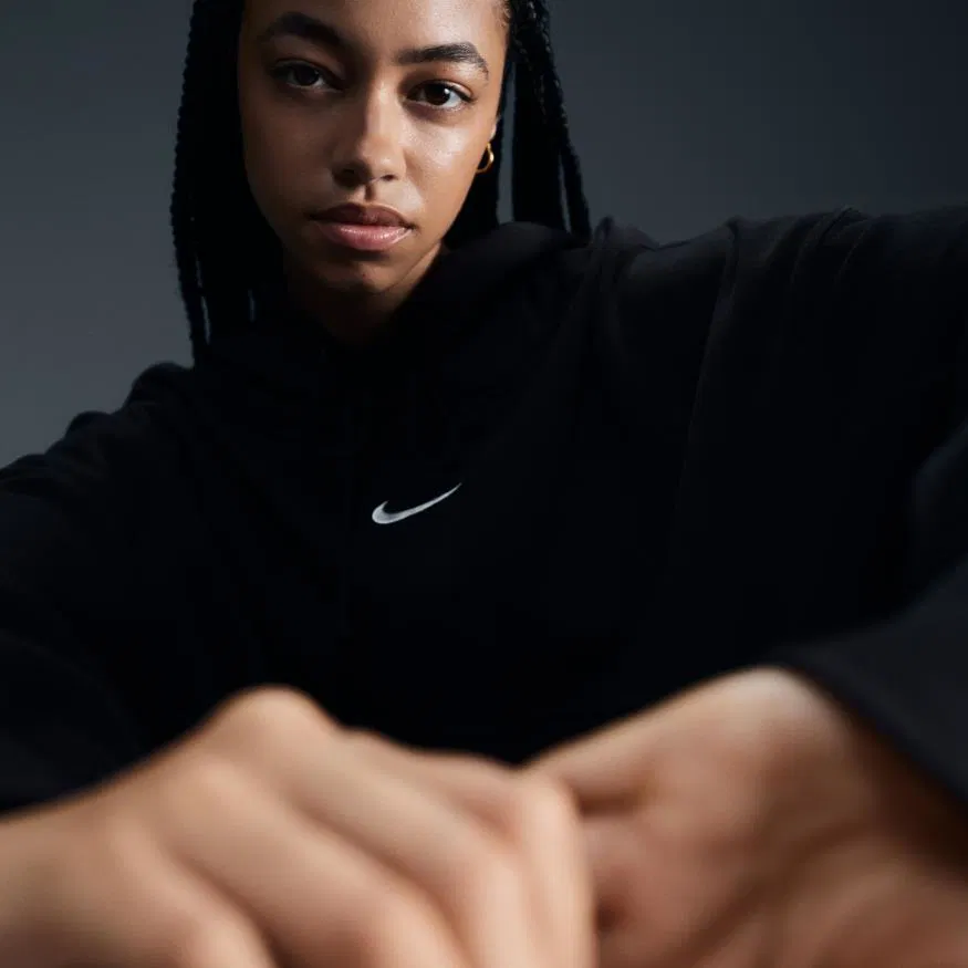 Nike ქალის ჯემპრი