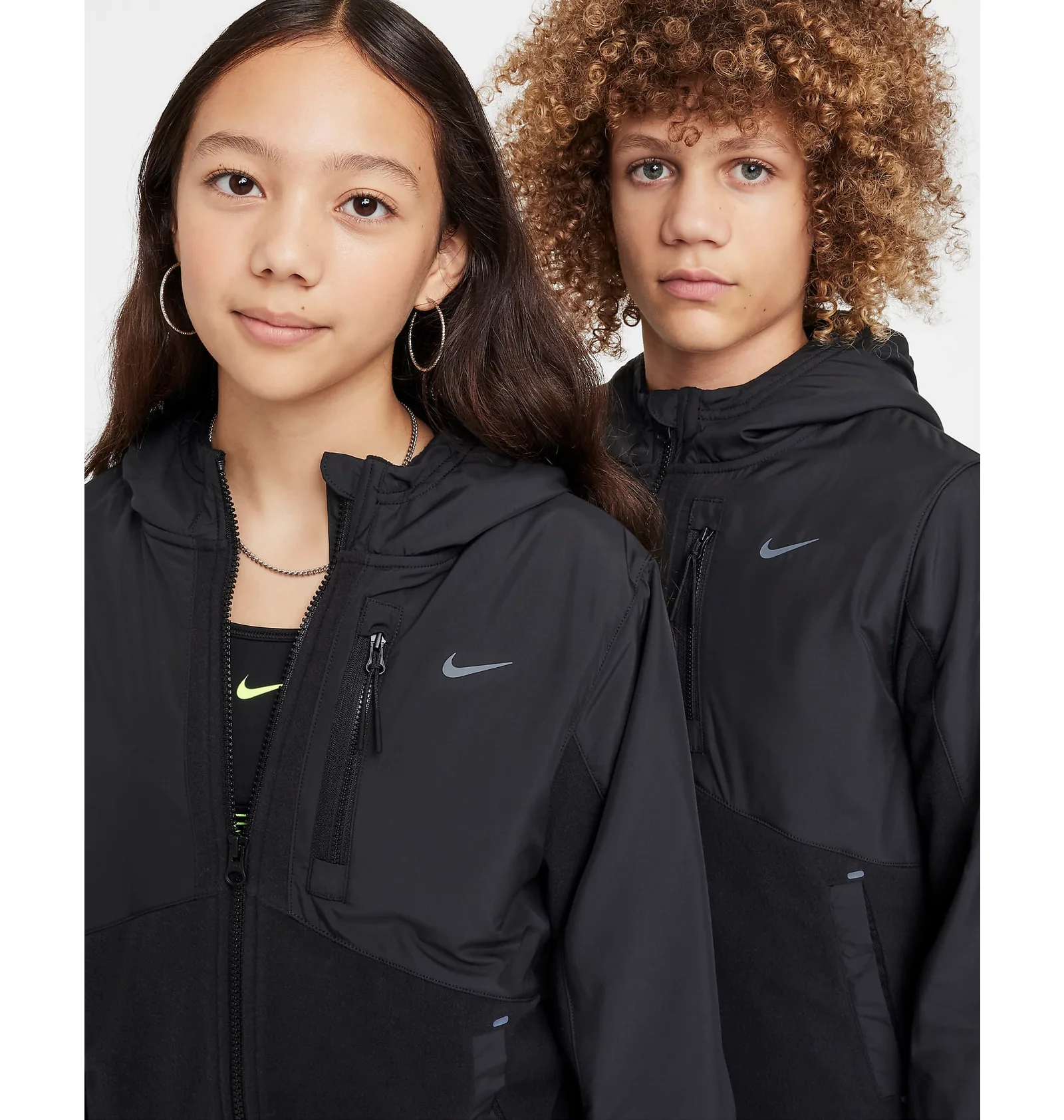 Nike ბავშვის ჯემპრი