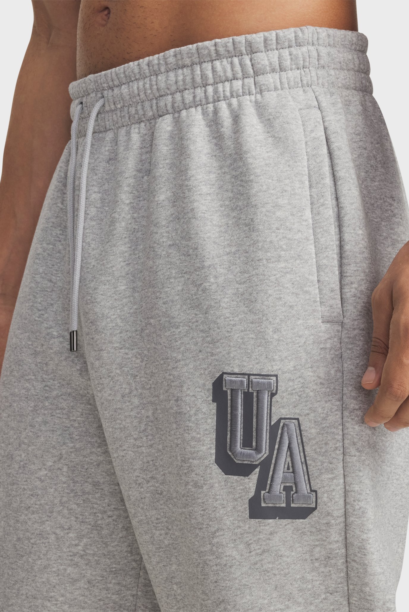 Under Armour მამაკაცის ჯემპრი