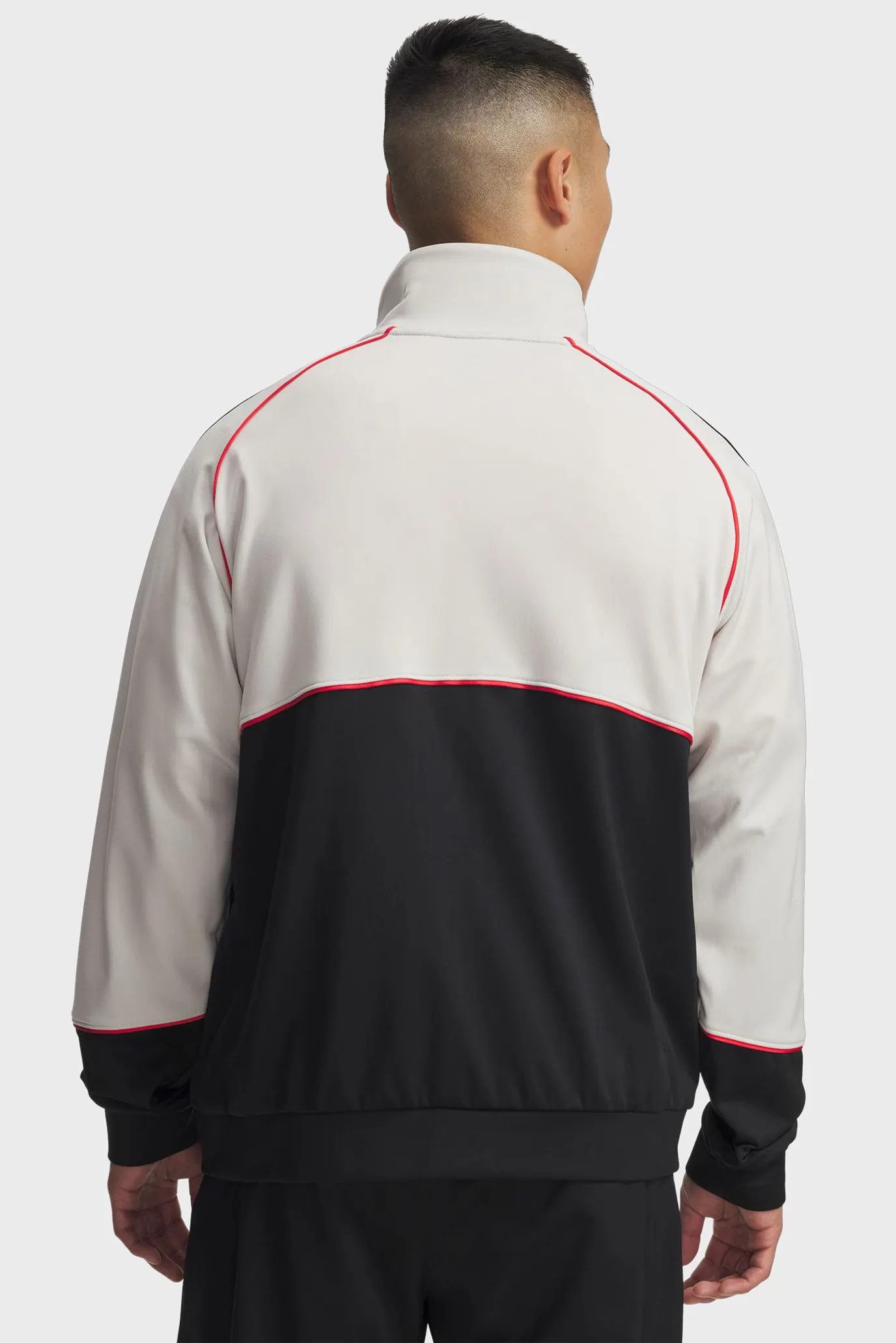 Under Armour მამაკაცის ჯემპრი