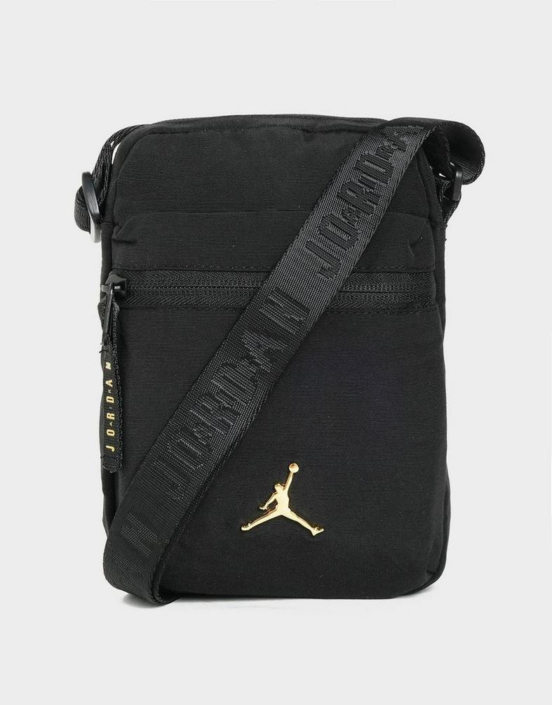Nike ჩანთა