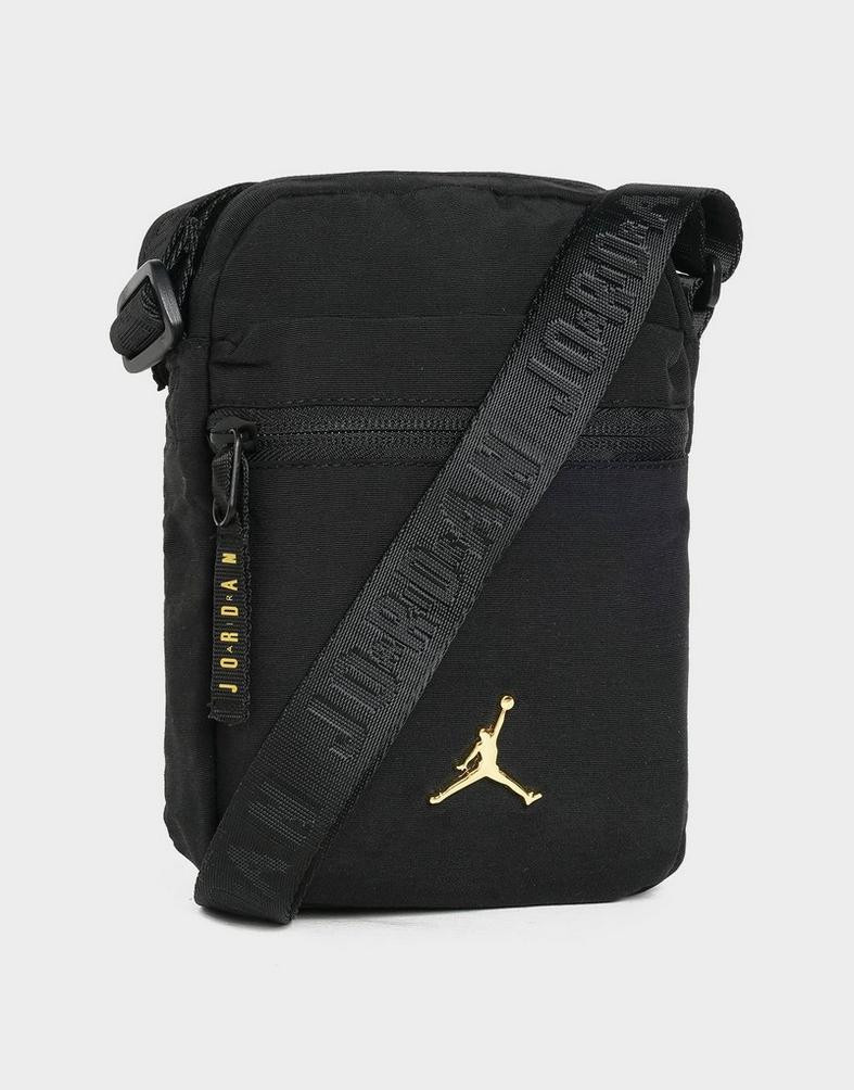 Nike ჩანთა