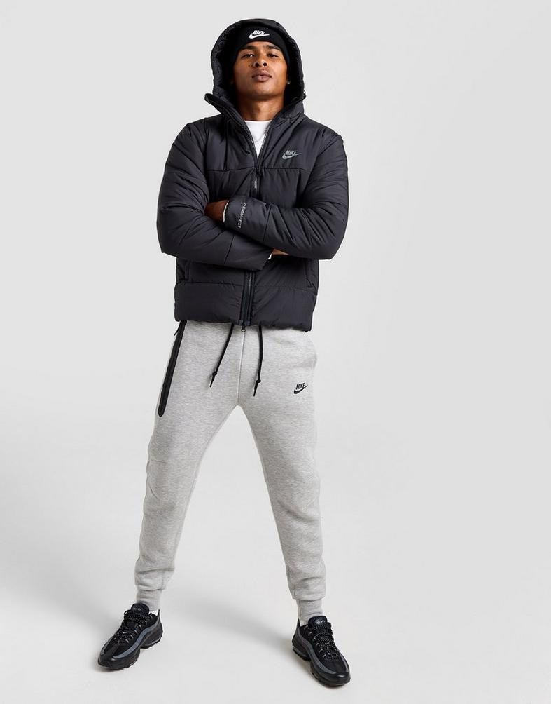 Nike მამაკაცის ქურთუკი