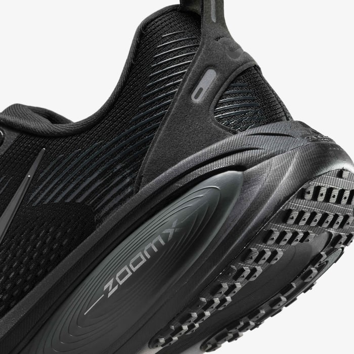 Nike  Vomero 18 Men's Road Running Shoes