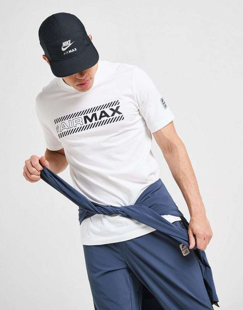 Nike მამაკაცის მაისური