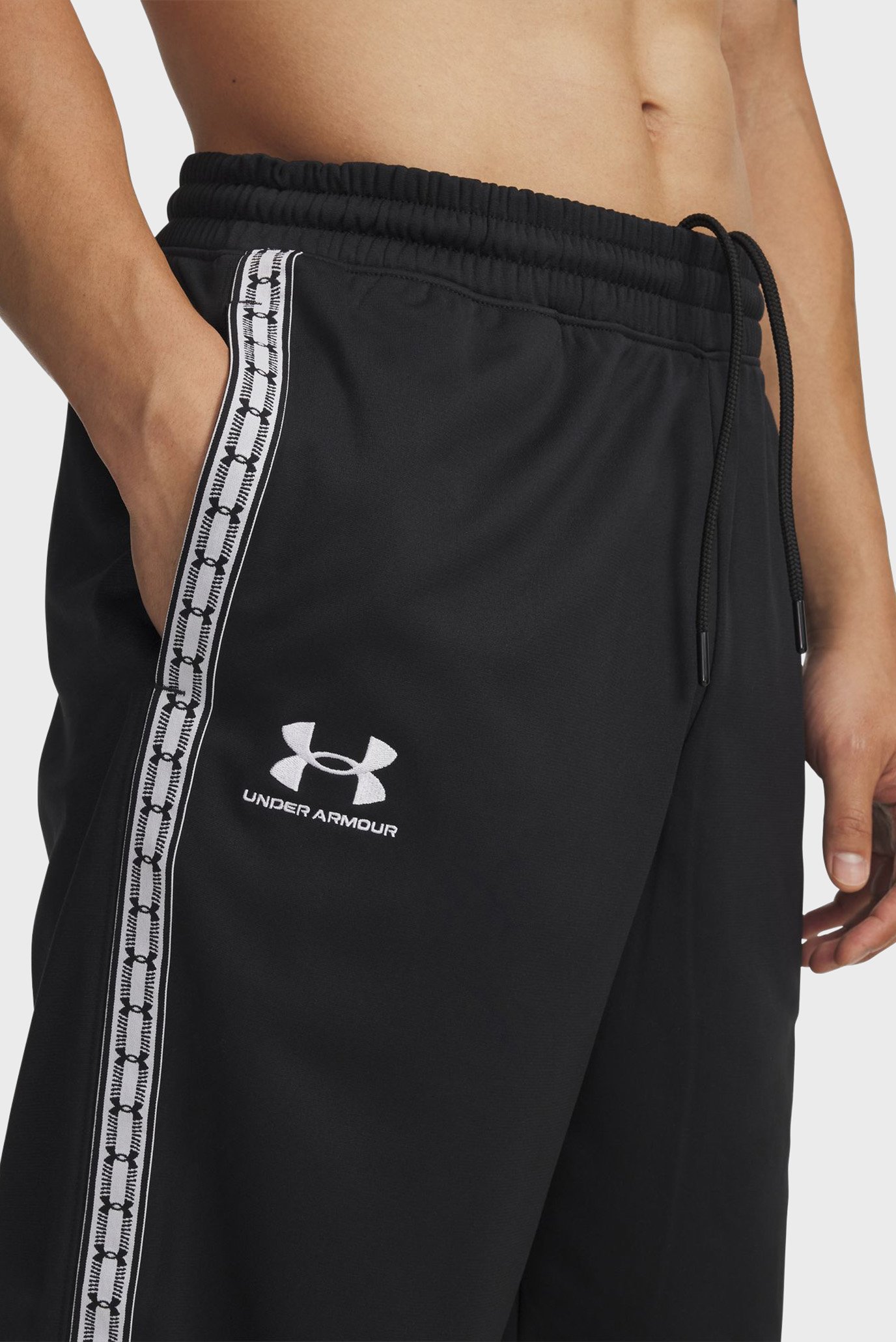 Under Armour მამაკაცის სპორტული შარვალი