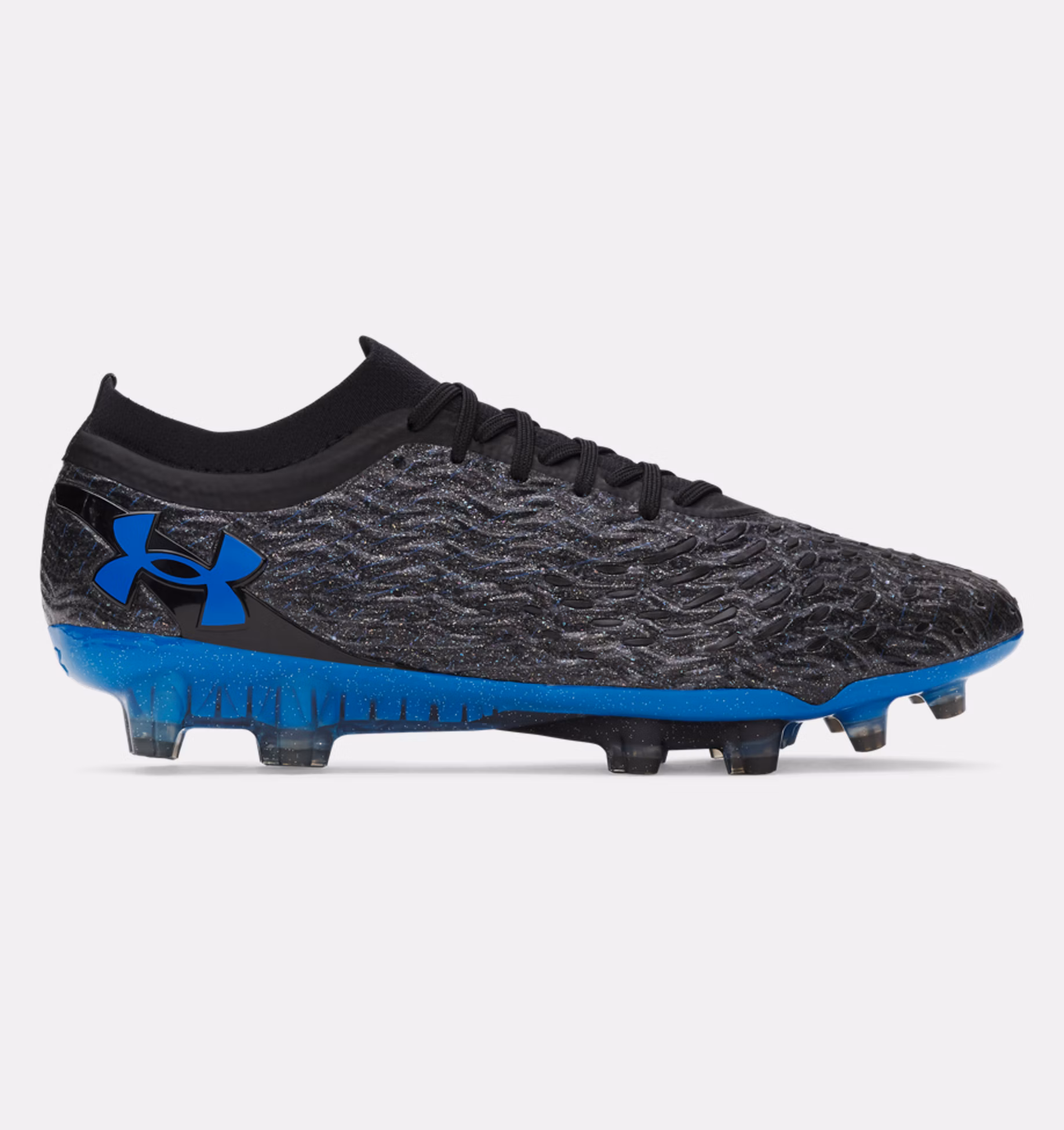 Under Armour მამაკაცის სპორტული ფეხსაცმელი