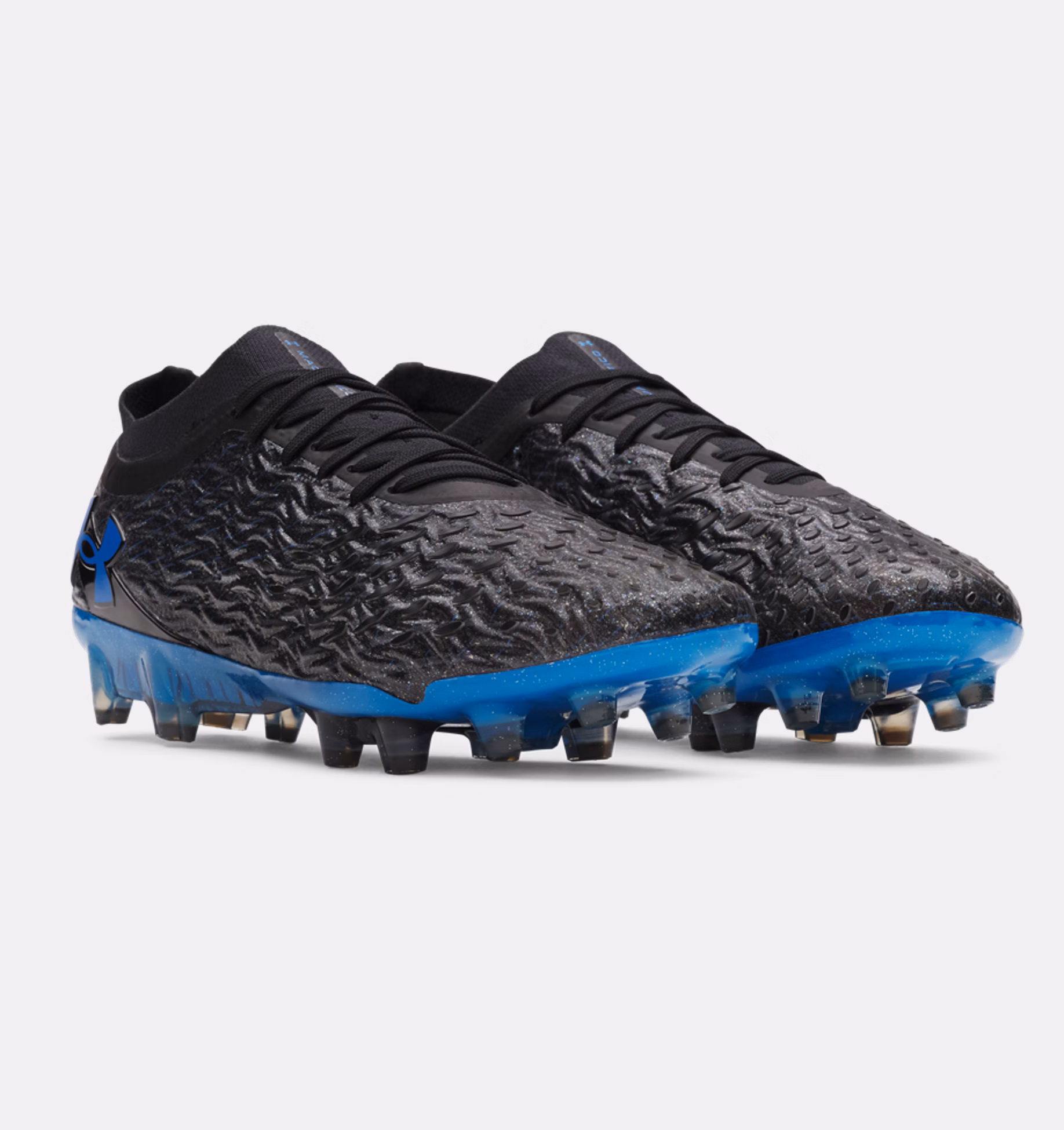 Under Armour მამაკაცის სპორტული ფეხსაცმელი