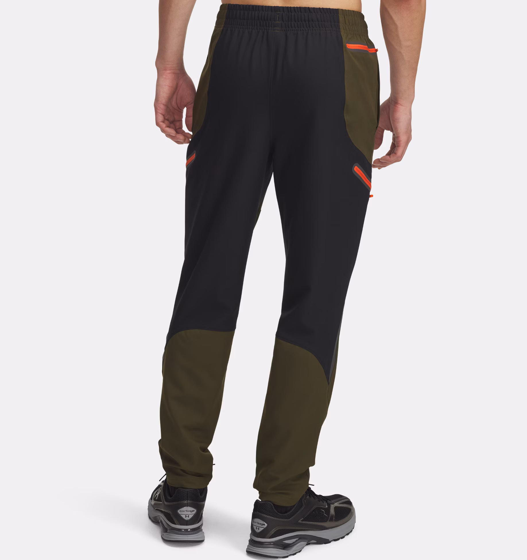 Under Armour მამაკაცის სპორტული შარვალი
