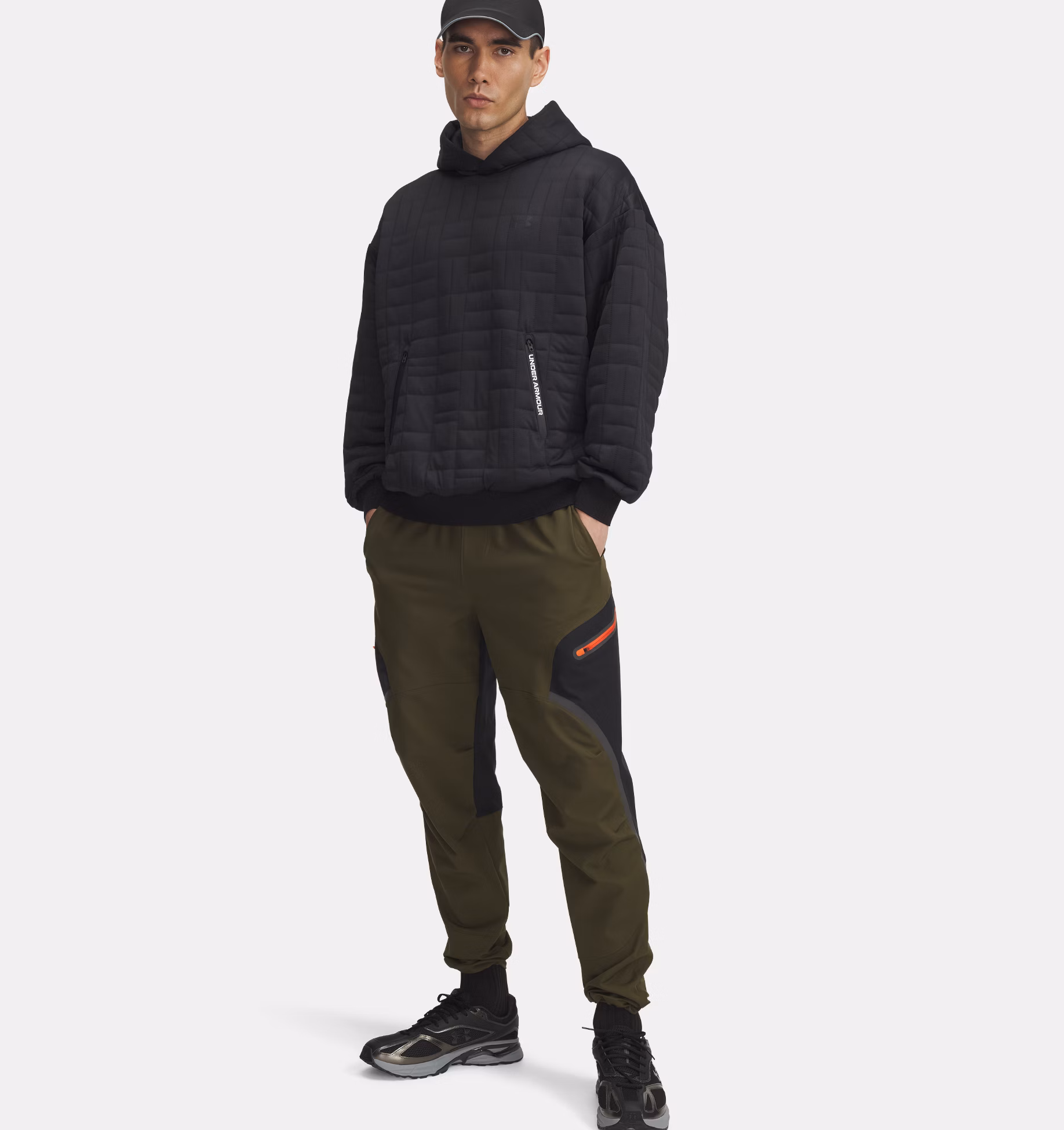 Under Armour მამაკაცის სპორტული შარვალი