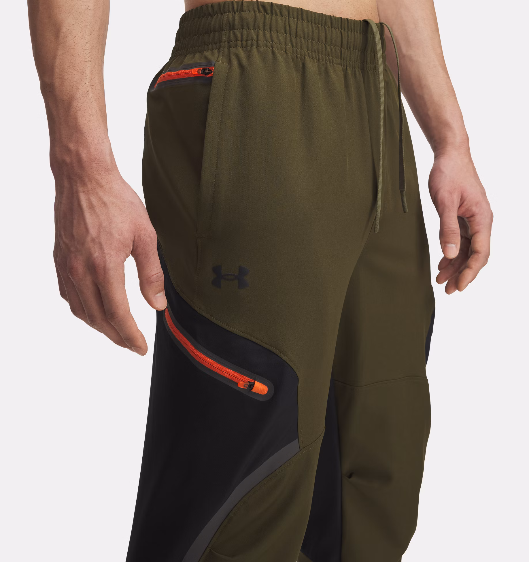 Under Armour მამაკაცის სპორტული შარვალი