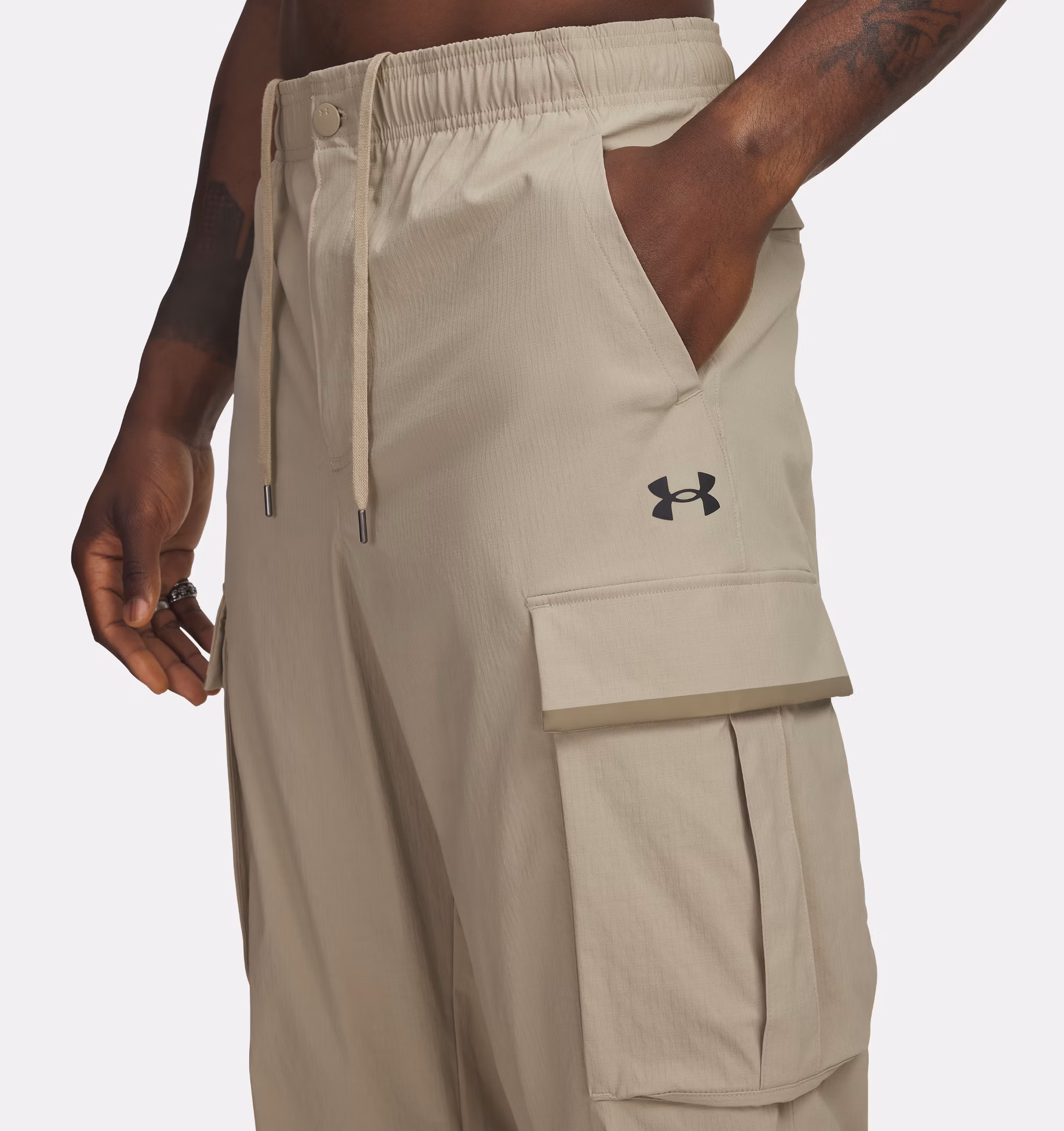 Under Armour მამაკაცის სპორტული შარვალი