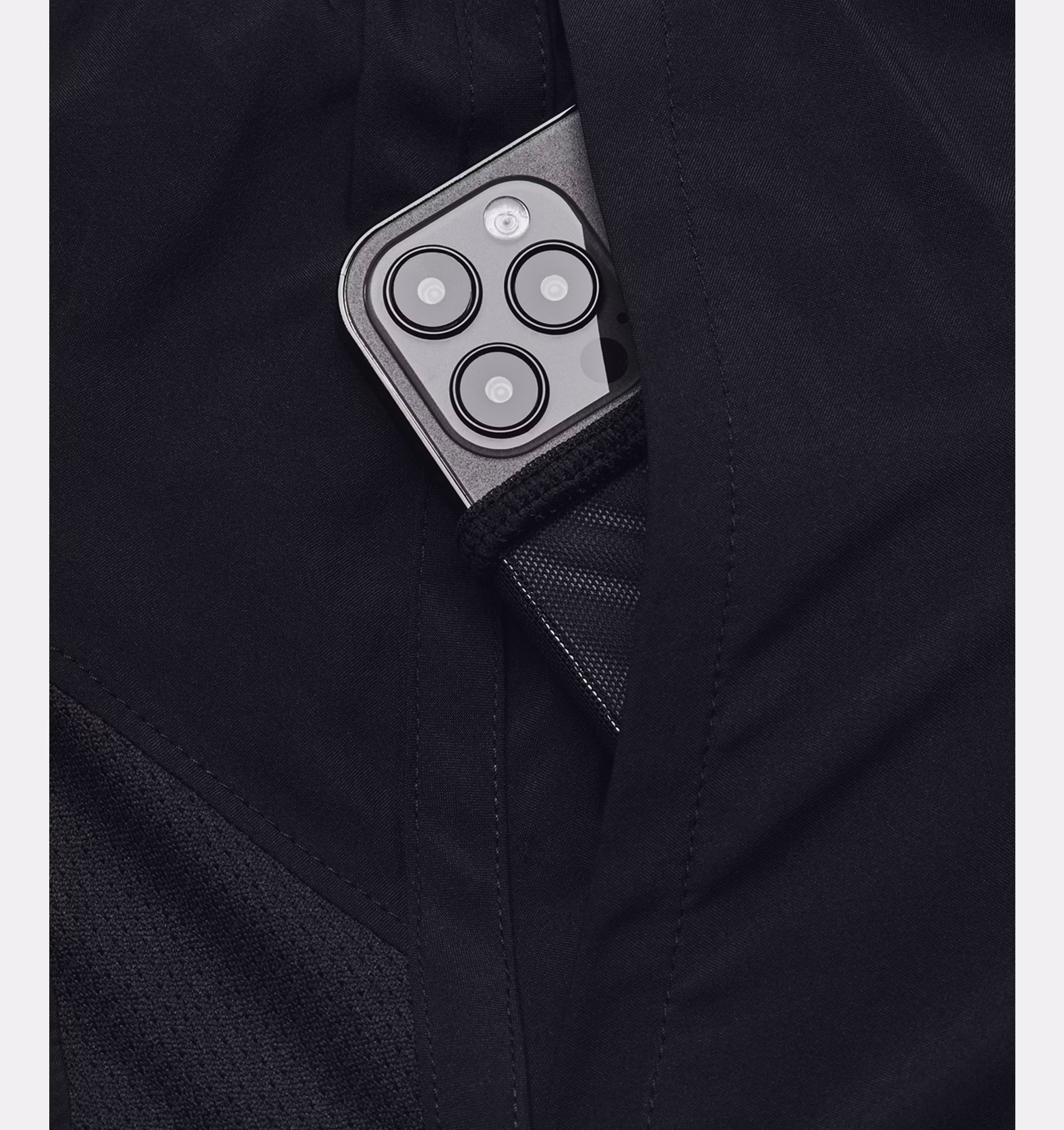 Under Armour მამაკაცის შორტი UA LAUNCH 7'' SHORTS