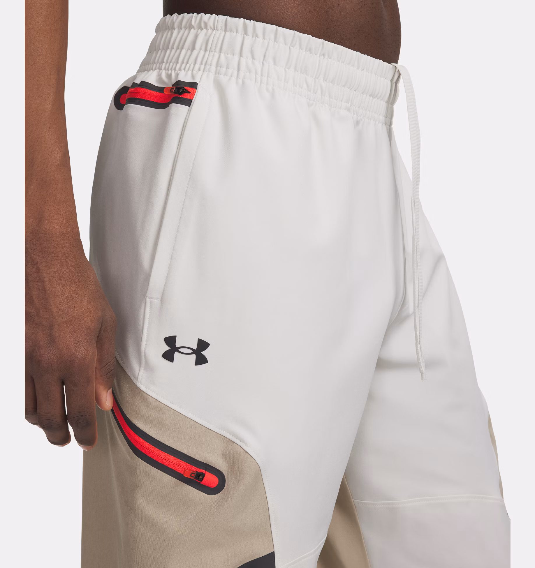 Under Armour მამაკაცის სპორტული შარვალი