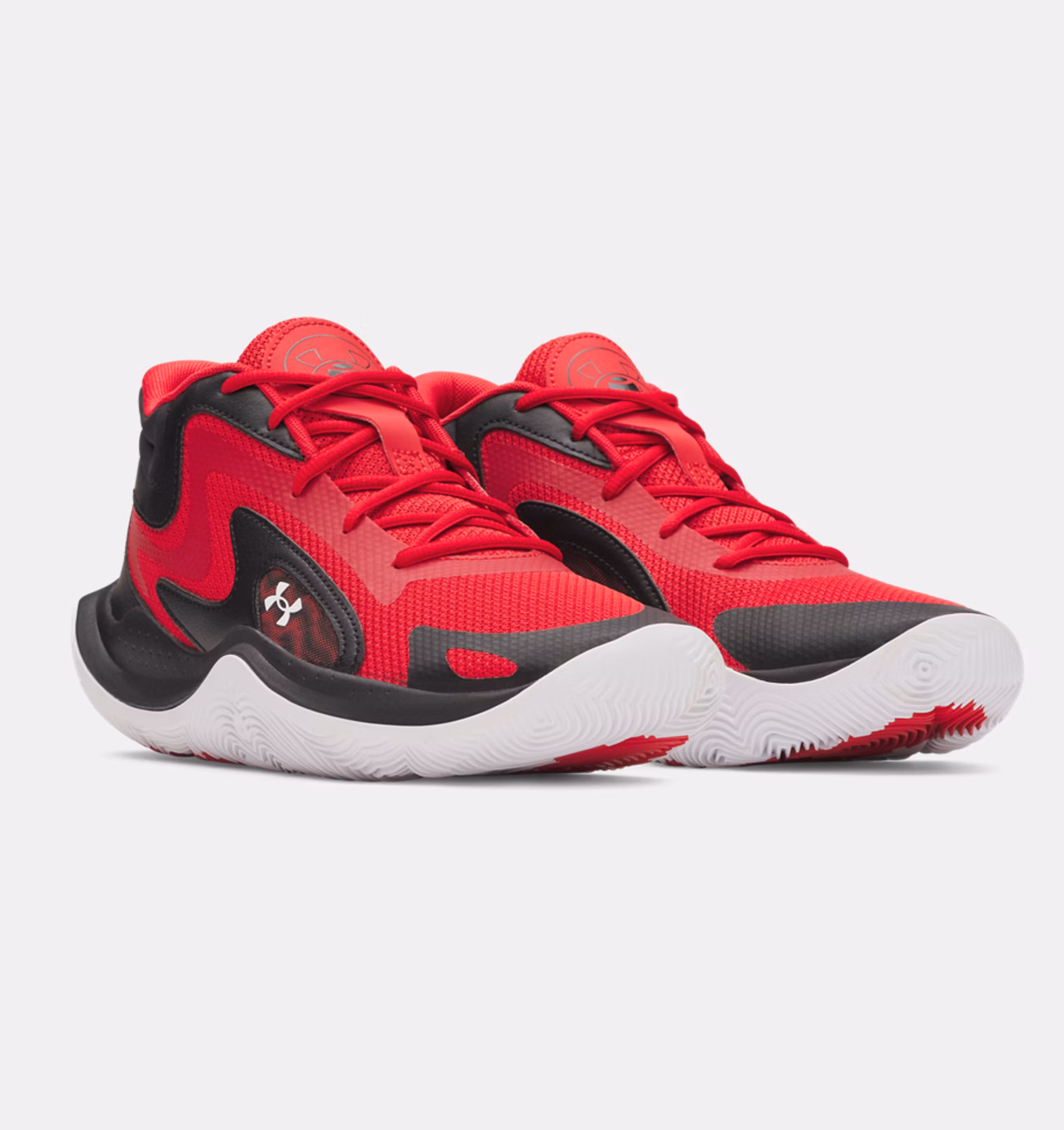 Under Armour მამაკაცის სპორტული ფეხსაცმელი