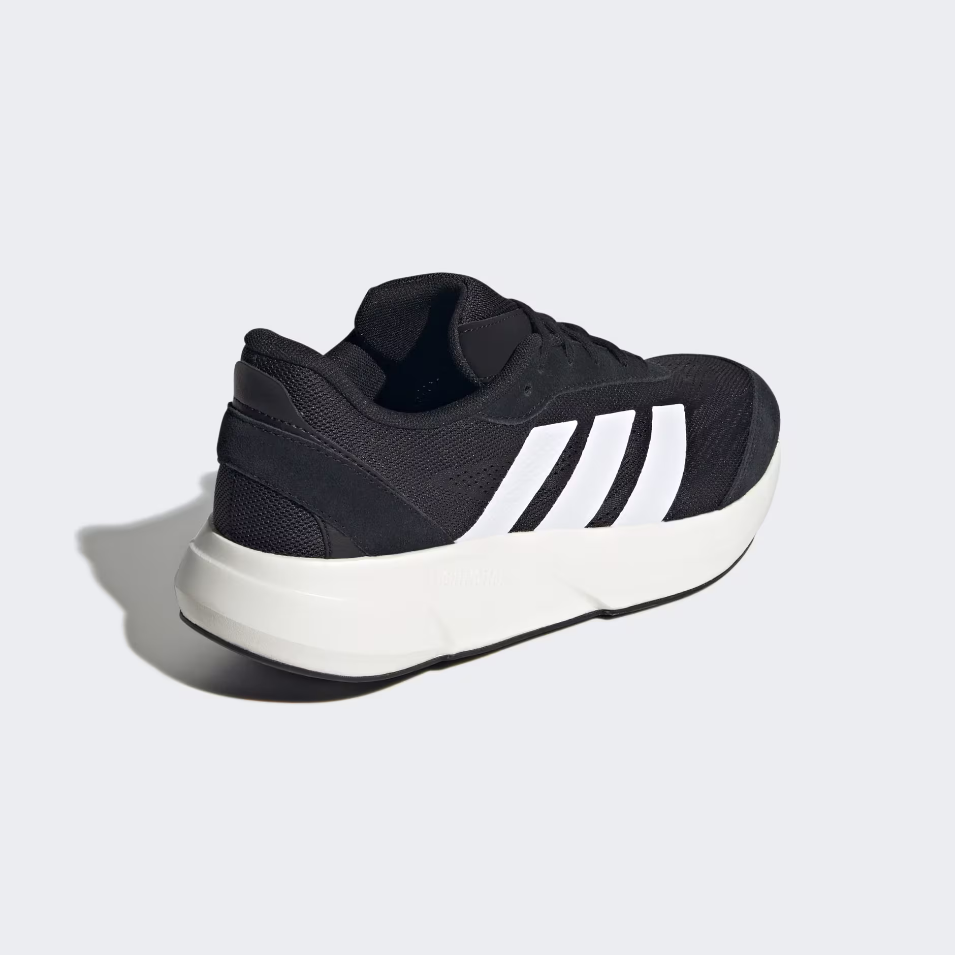 Adidas მამაკაცის სპორტული ფეხსაცმელი LIGHTSHIFT