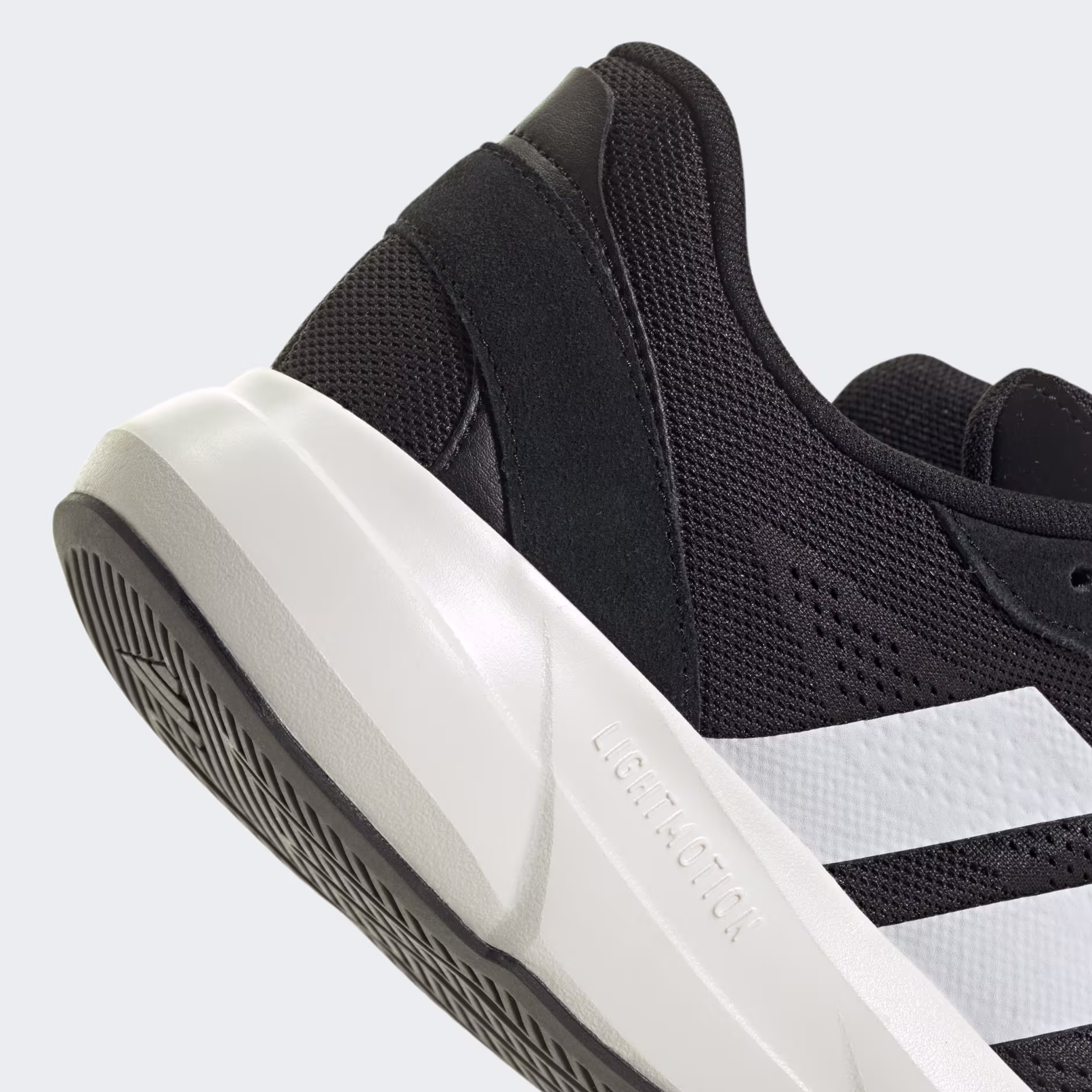 Adidas მამაკაცის სპორტული ფეხსაცმელი LIGHTSHIFT