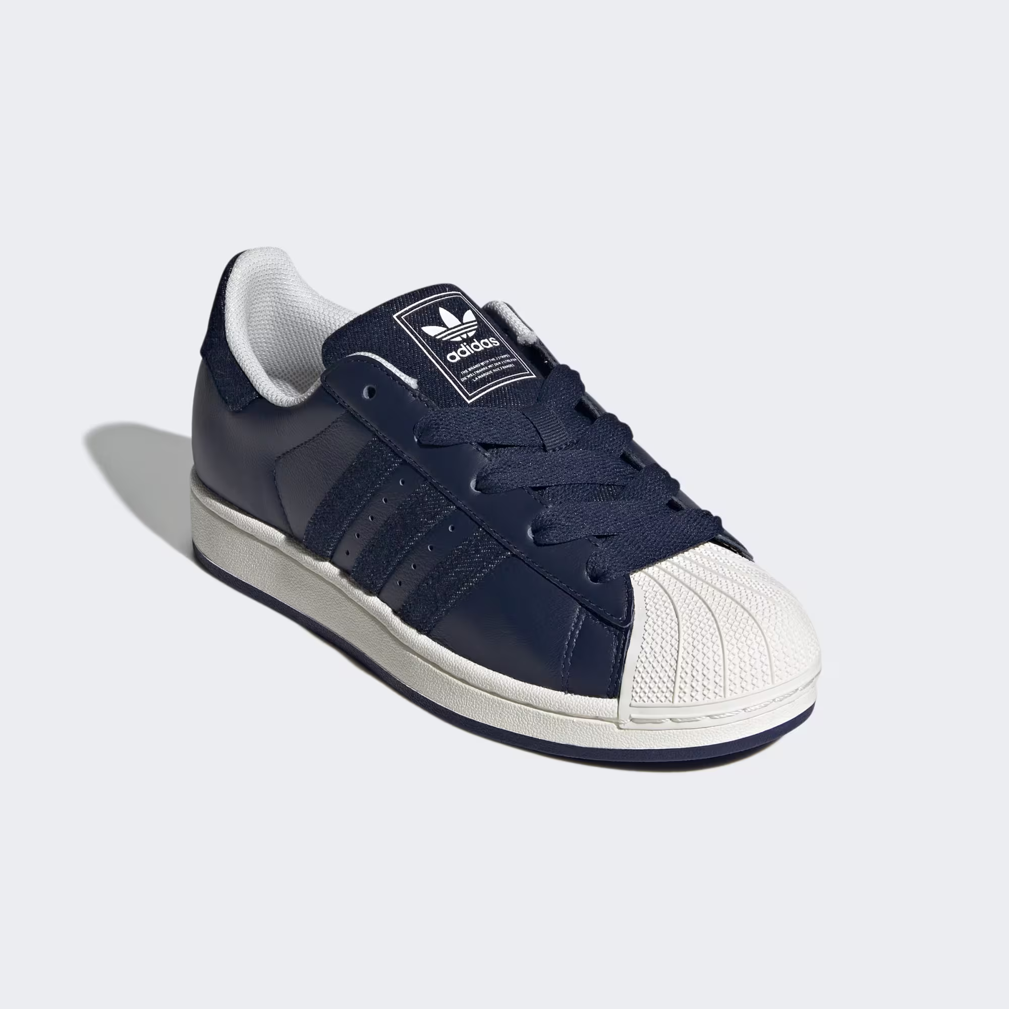 Adidas ქალის სპორტული ფეხსაცმელი