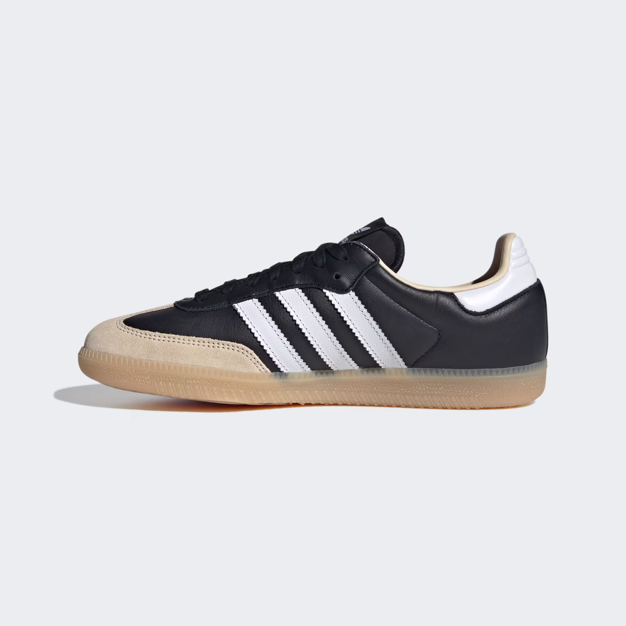 Adidas მამაკაცის სპორტული ფეხსაცმელი