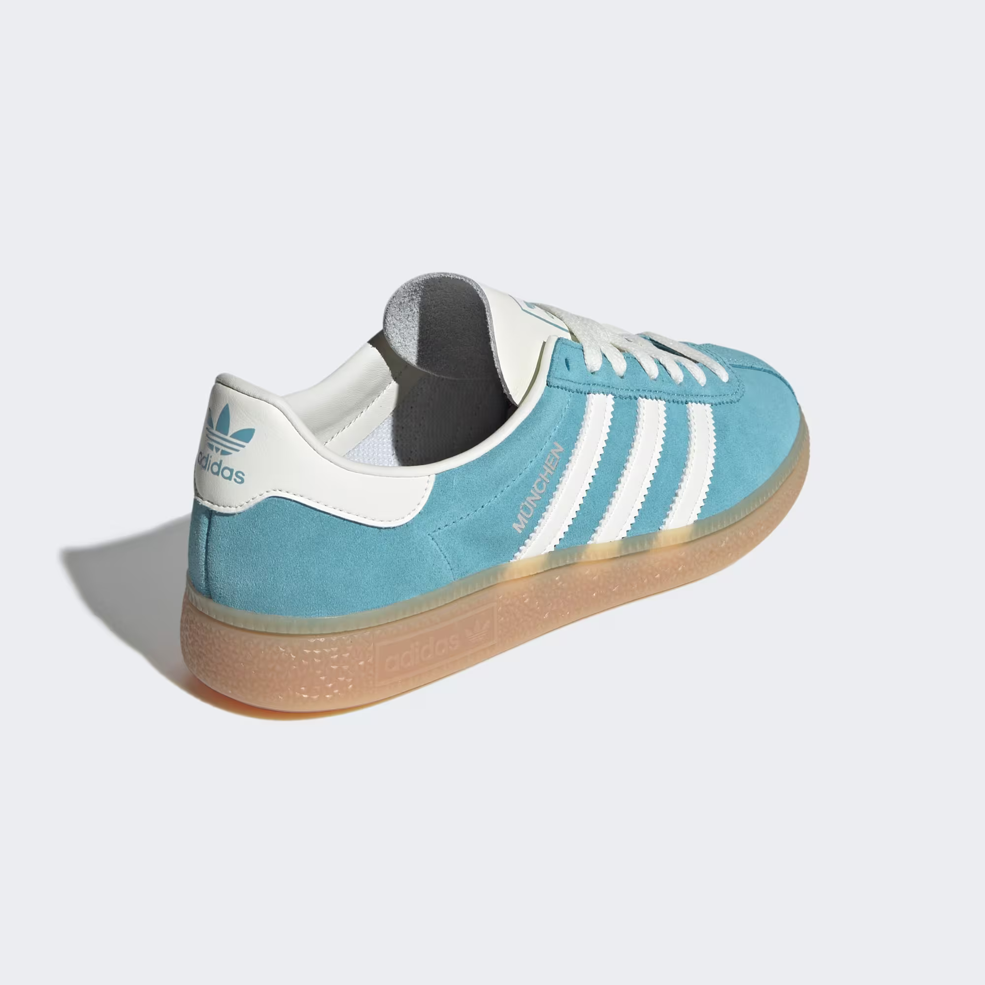 Adidas ქალის სპორტული ფეხსაცმელი