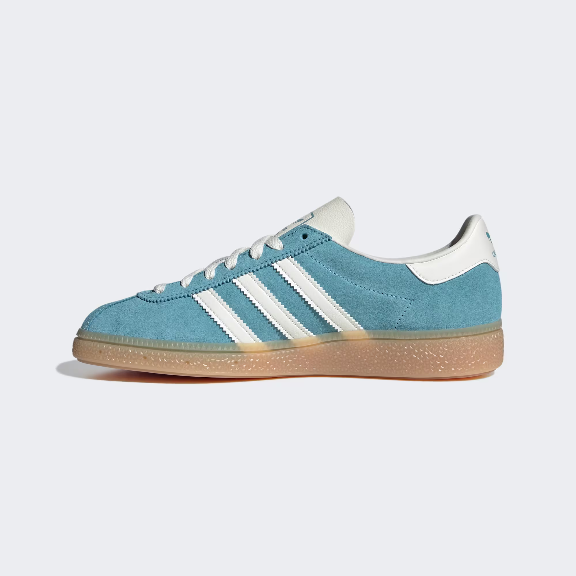 Adidas ქალის სპორტული ფეხსაცმელი