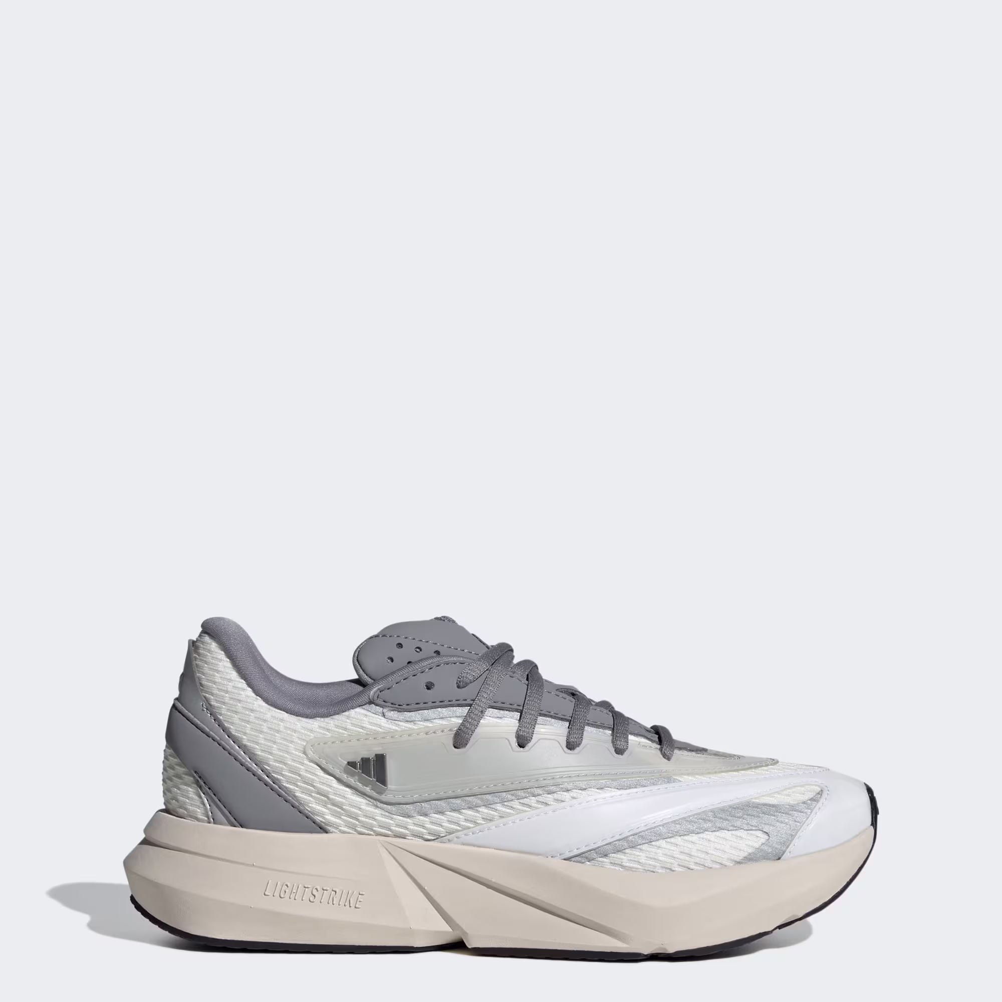 Adidas ქალის სპორტული ფეხსაცმელი