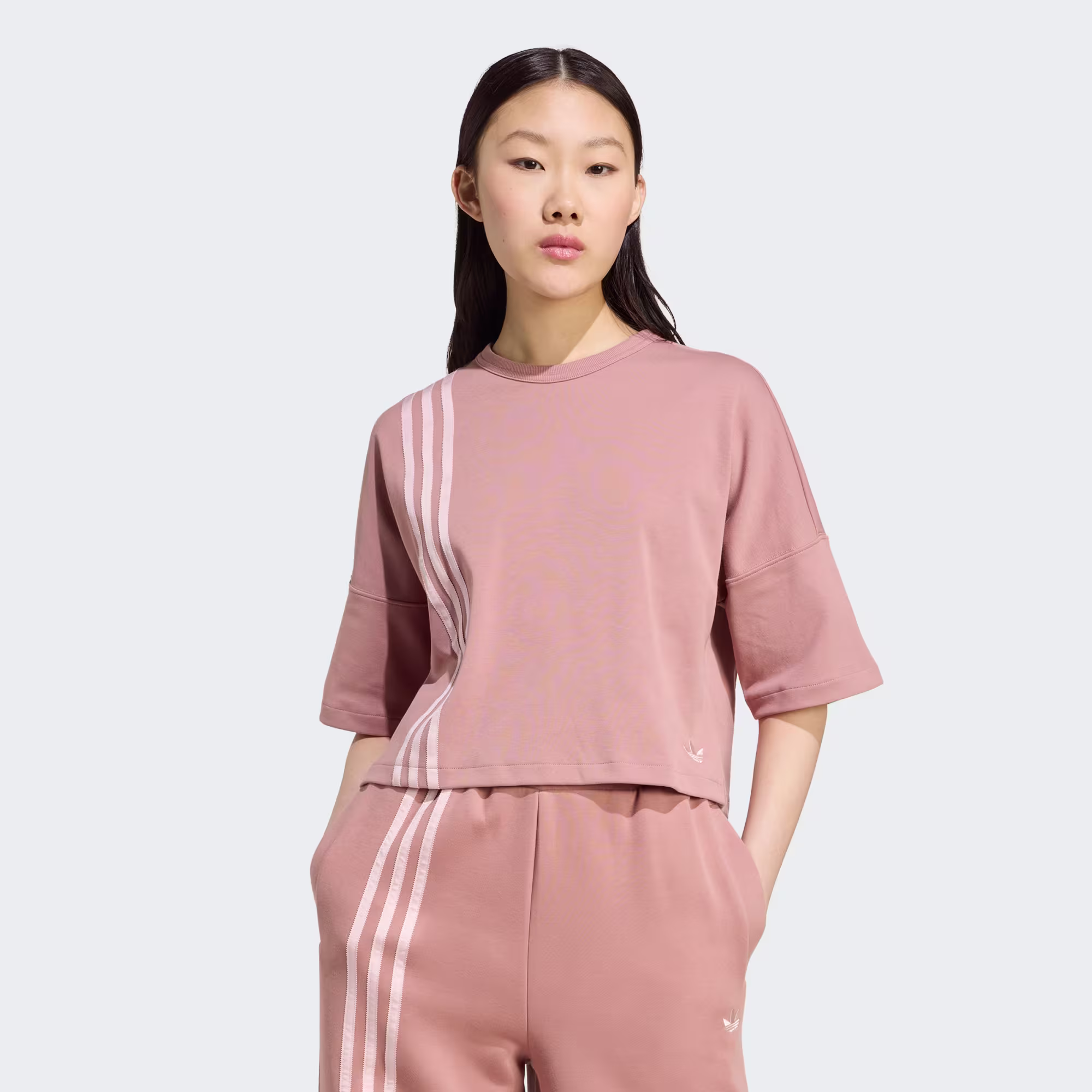 Adidas ქალის მაისური