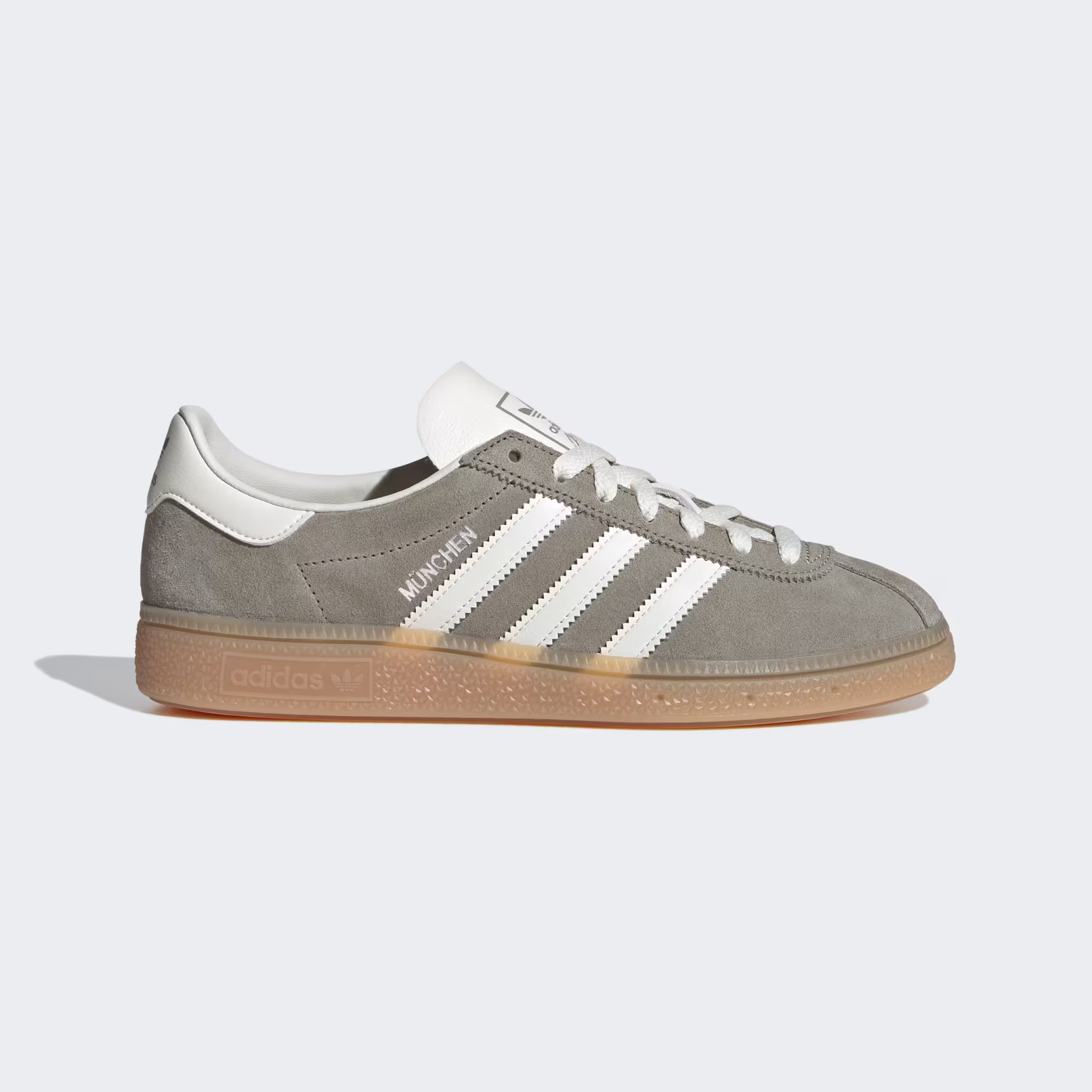Adidas ქალის სპორტული ფეხსაცმელი