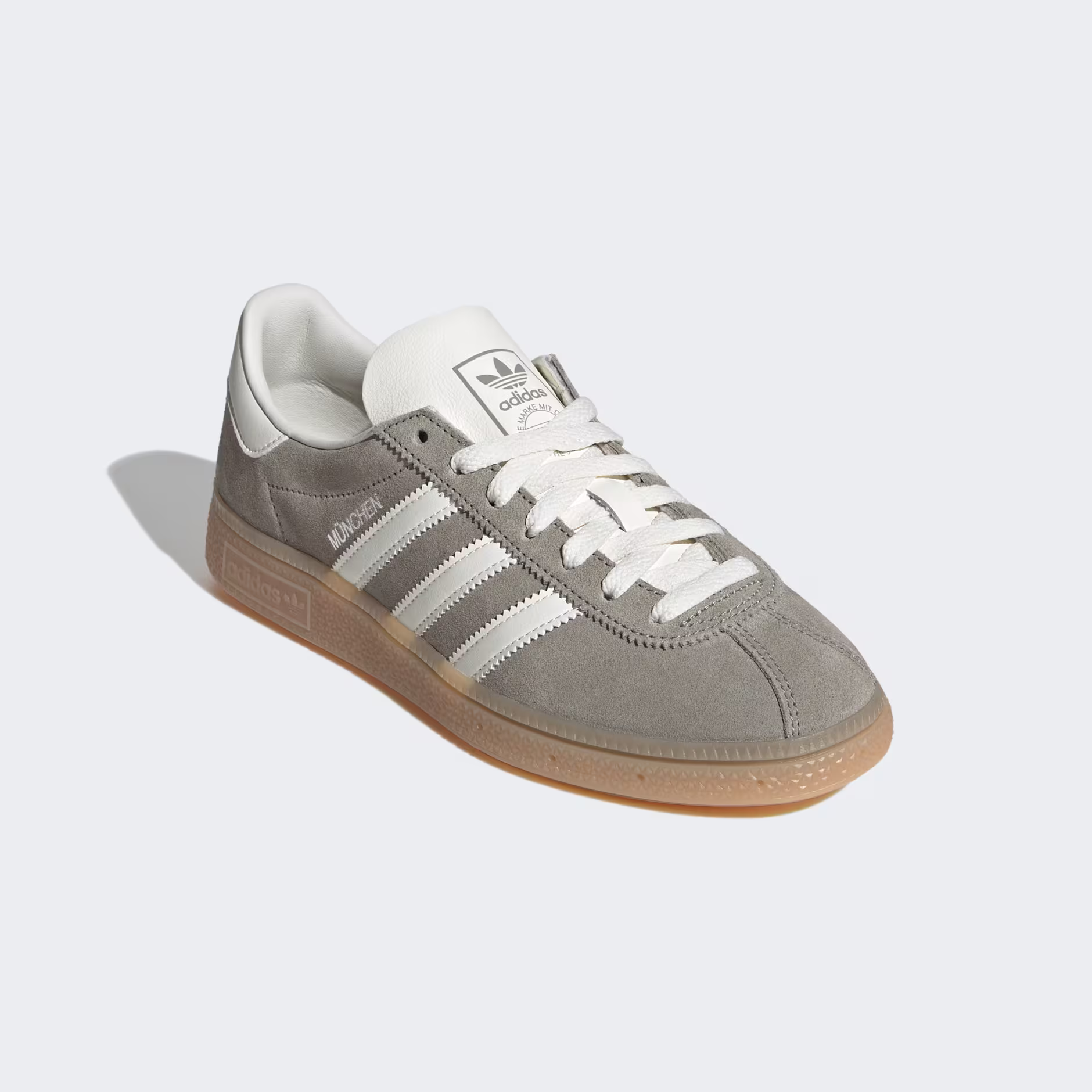 Adidas ქალის სპორტული ფეხსაცმელი