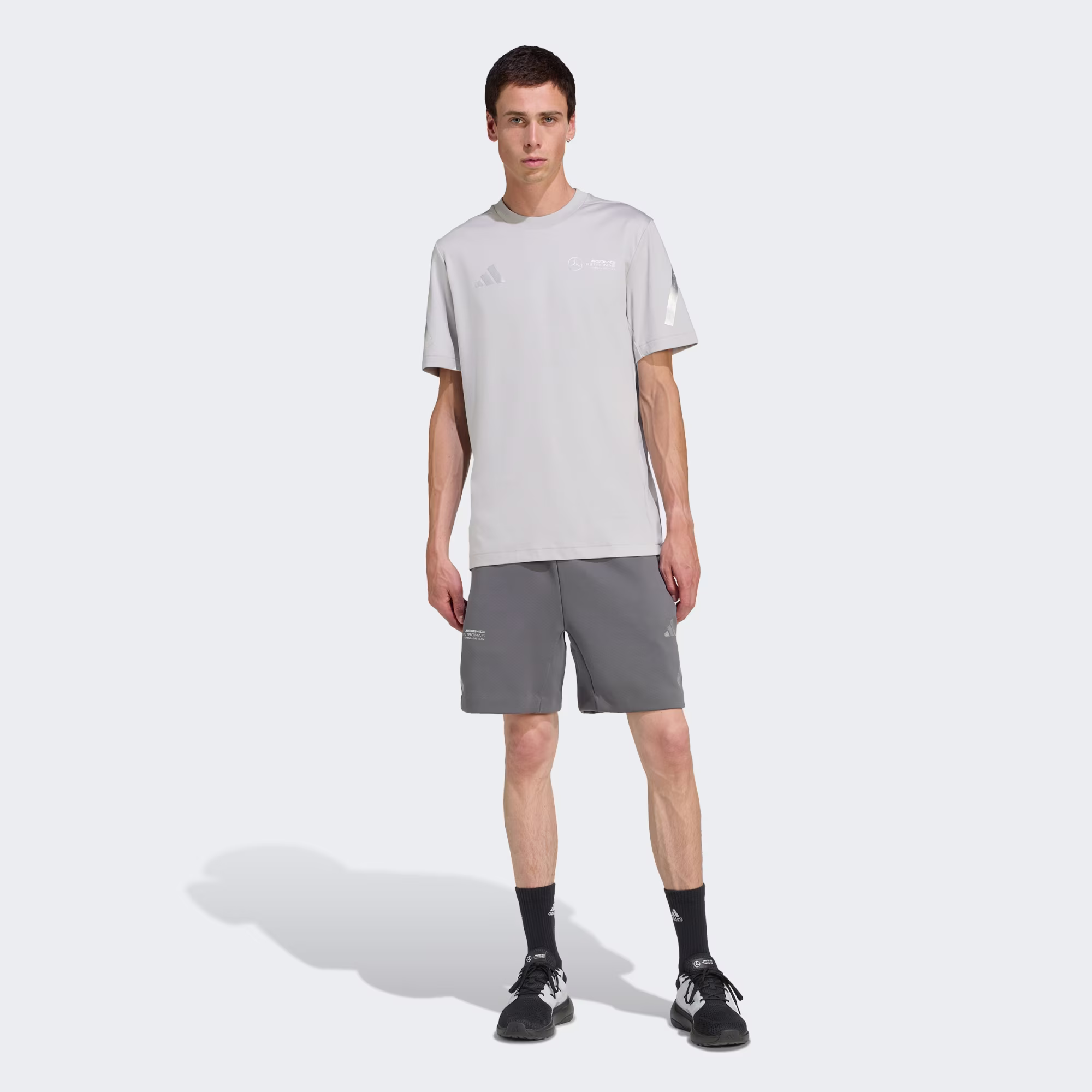Adidas მამაკაცის შორტი