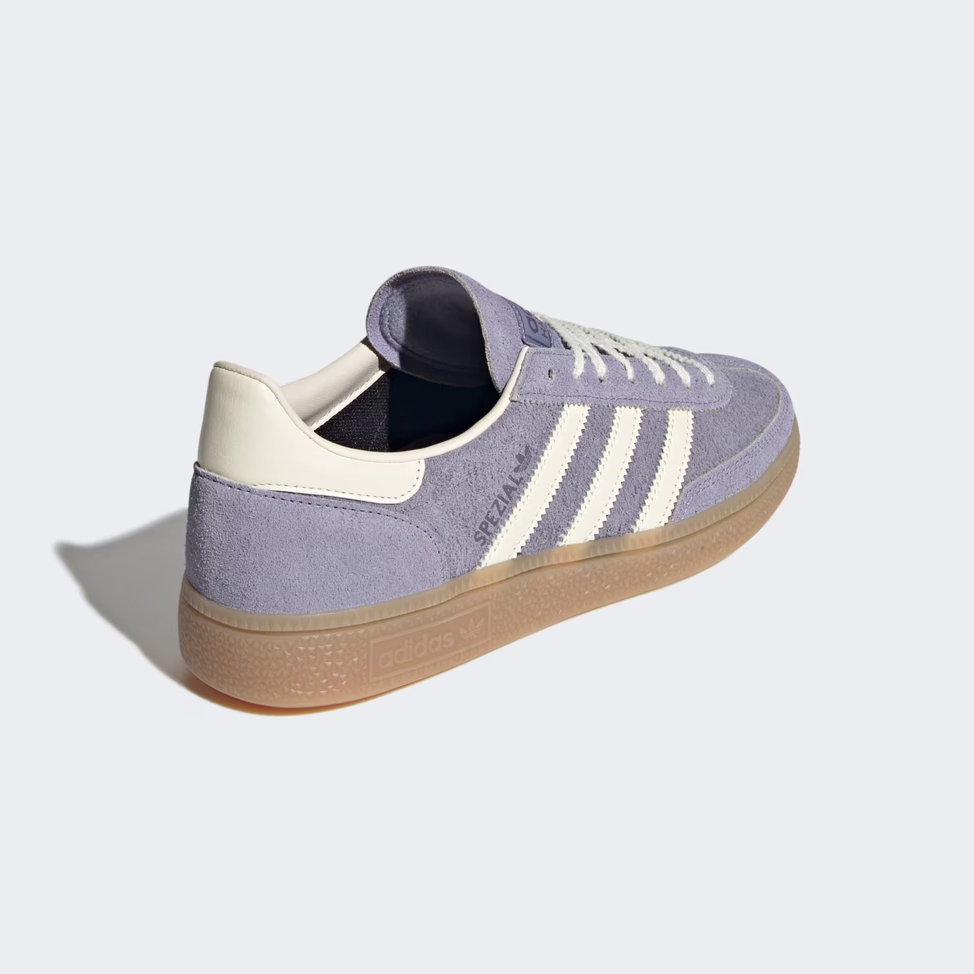 Adidas ქალის სპორტული ფეხსაცმელი