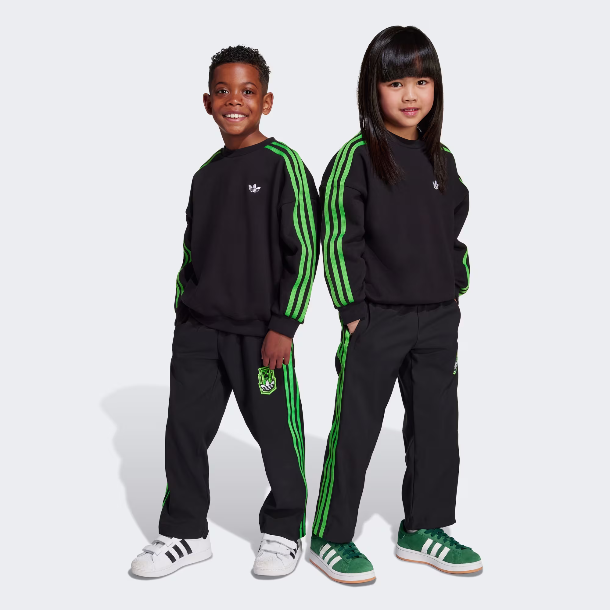 Adidas ბავშვის სპორტული კომპლექტი