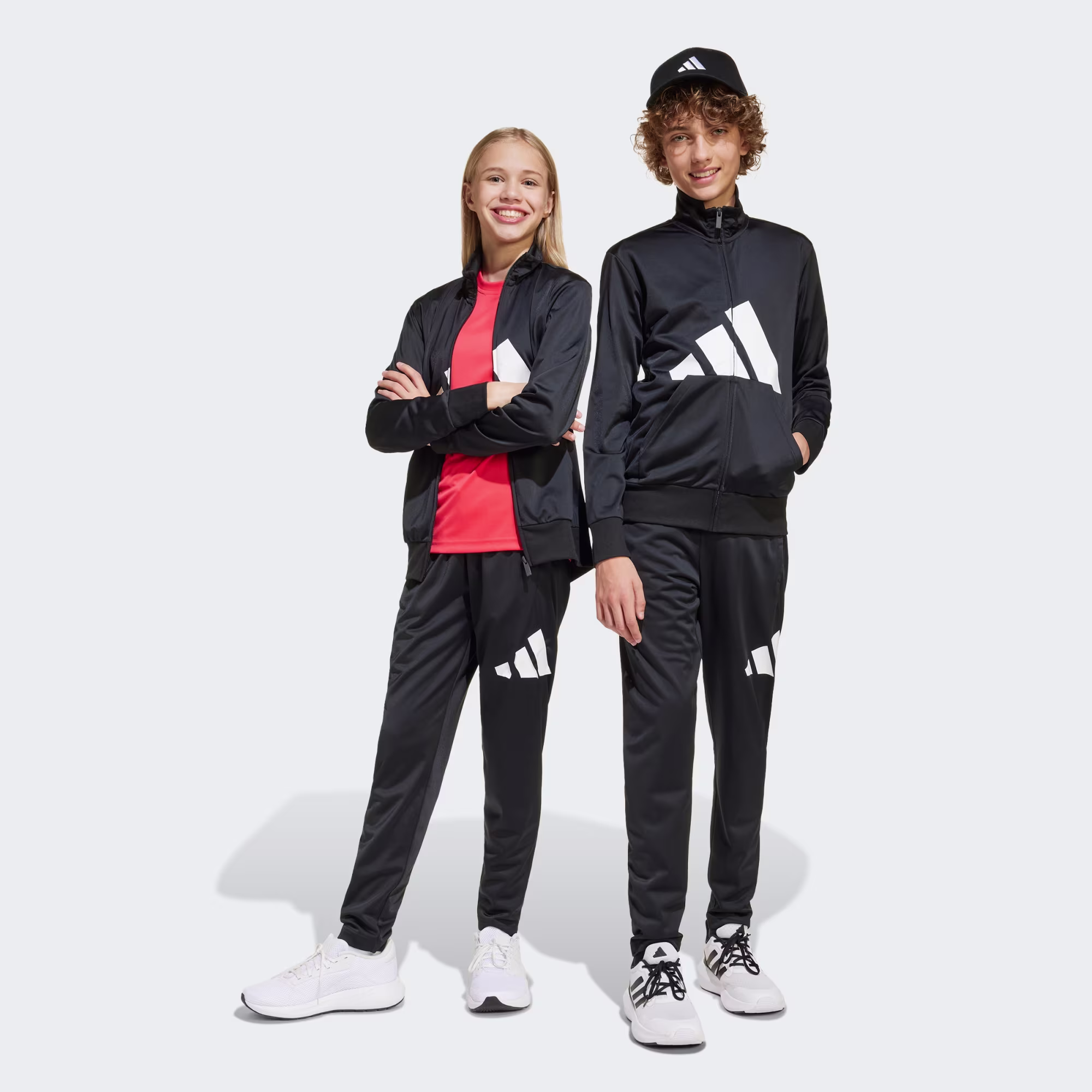 Adidas ბავშვის სპორტული კომპლექტი J BL TR TS 205
