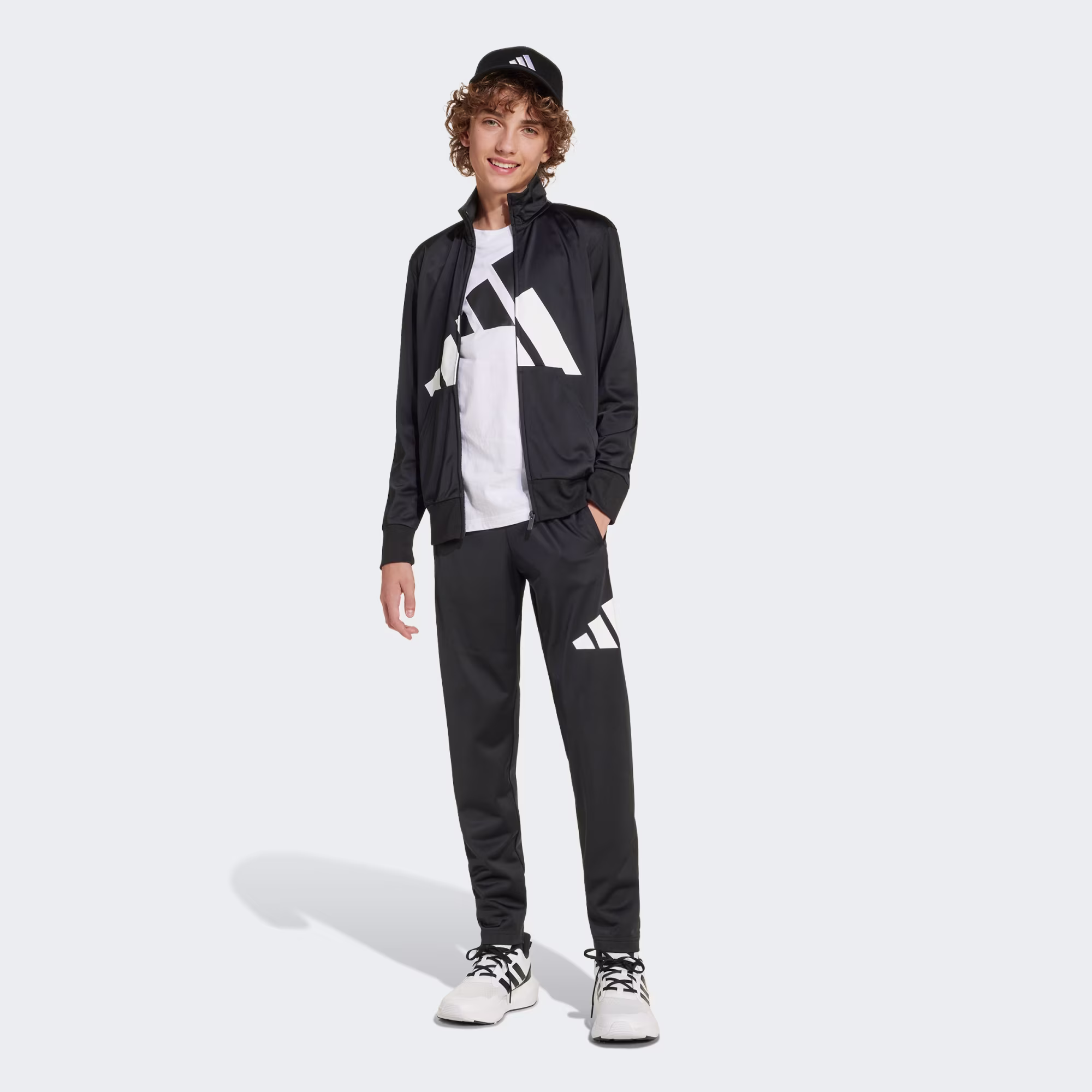 Adidas ბავშვის სპორტული კომპლექტი J BL TR TS 205