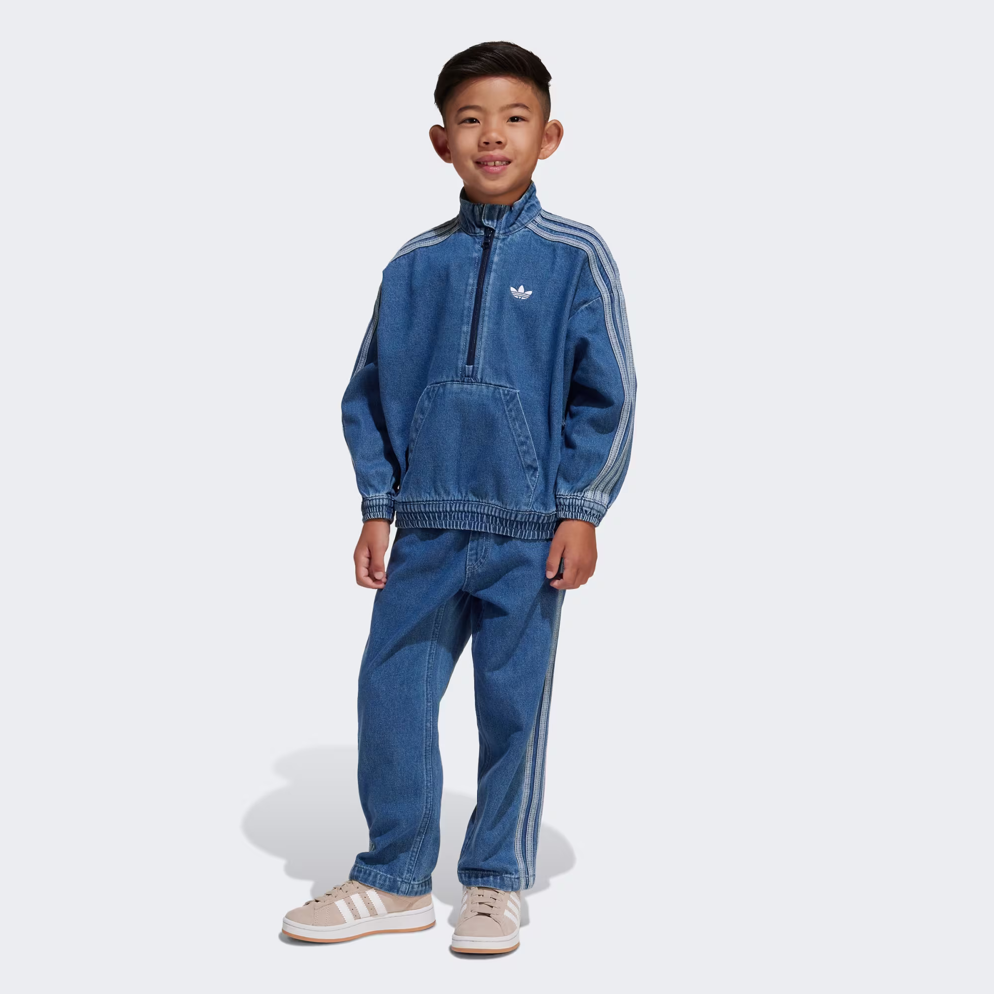 Adidas ბავშვის სპორტული კომპლექტი