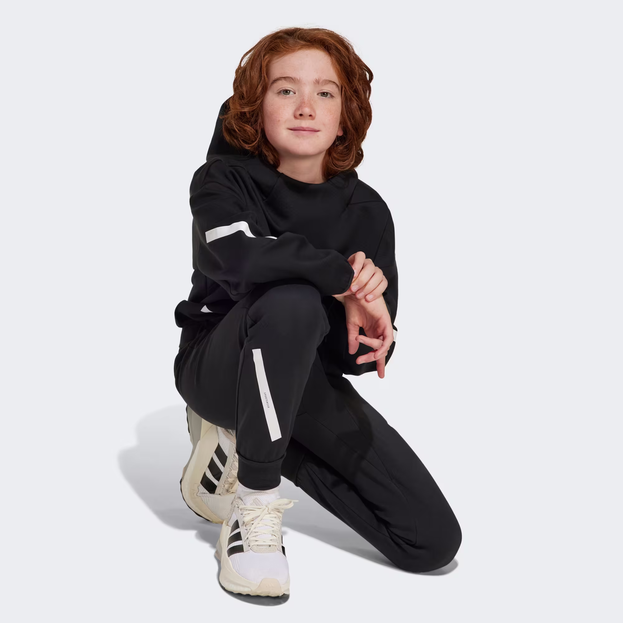 Adidas ბავშვის ჯემპრი