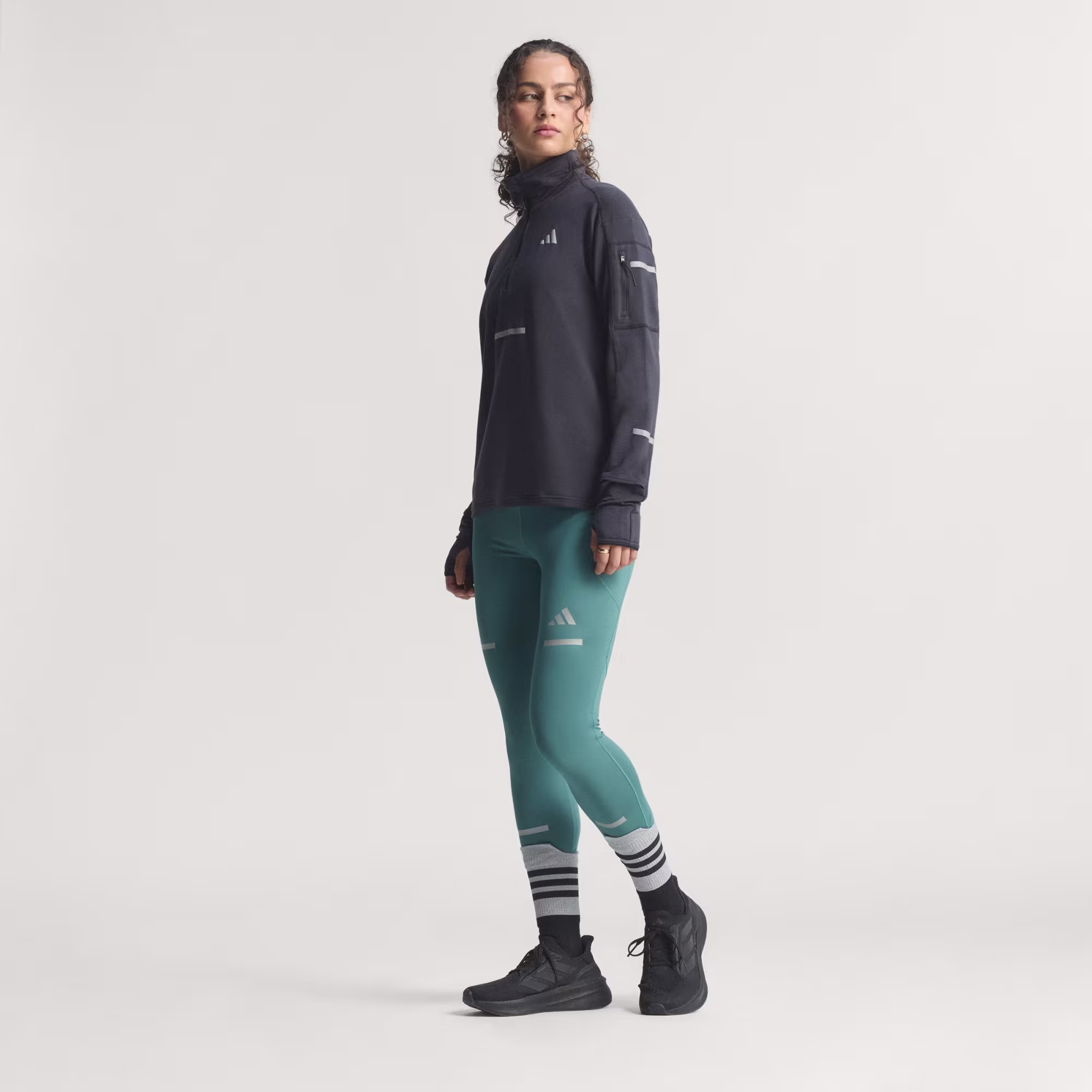 Adidas მამაკაცის ჯემპრი
