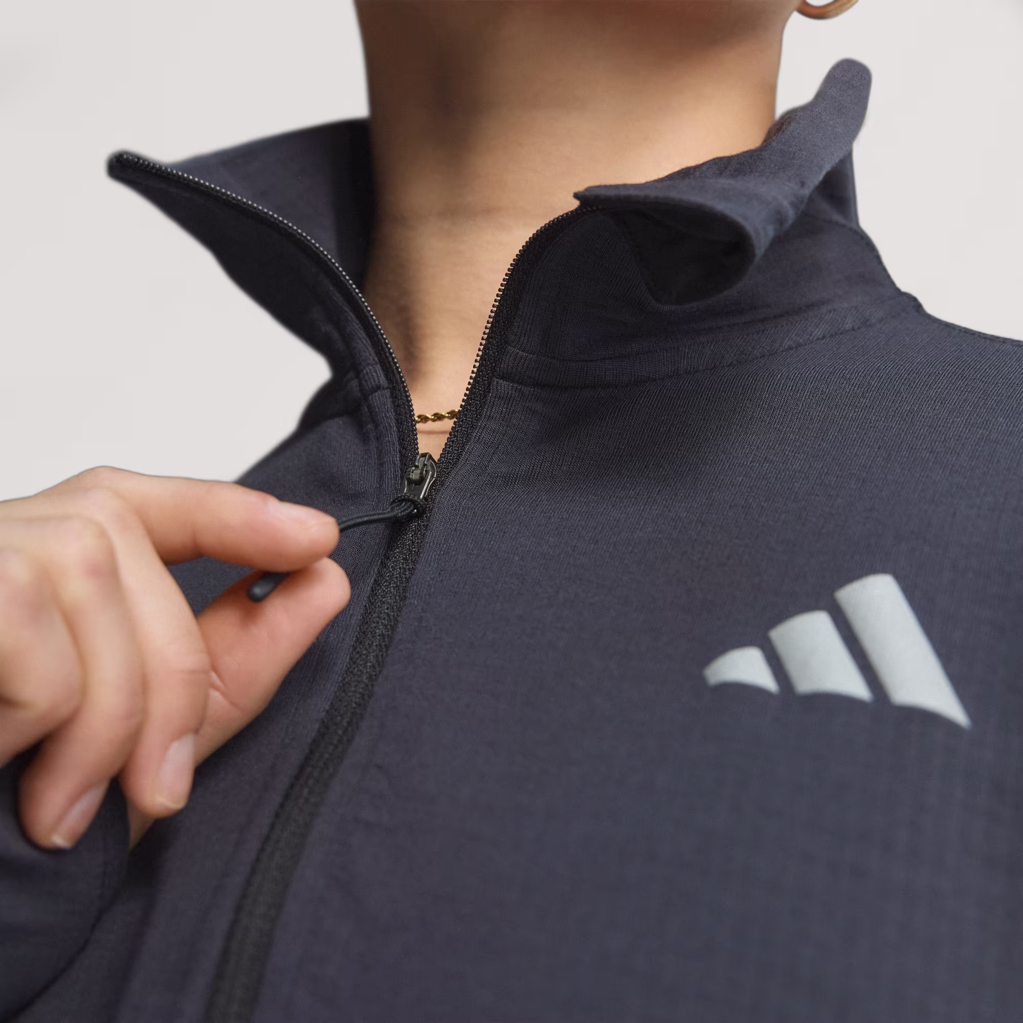 Adidas მამაკაცის ჯემპრი