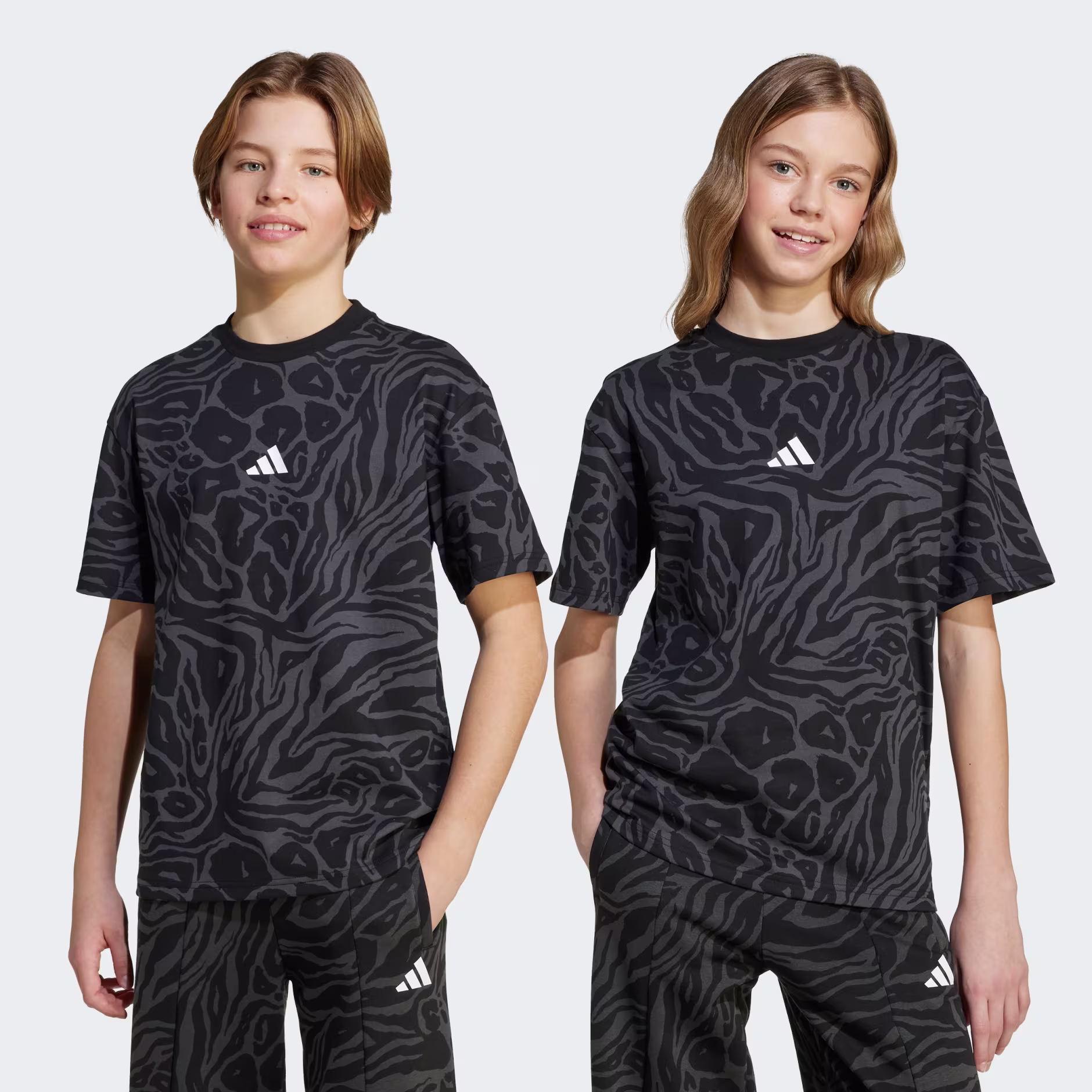 Adidas ბავშვის მაისური