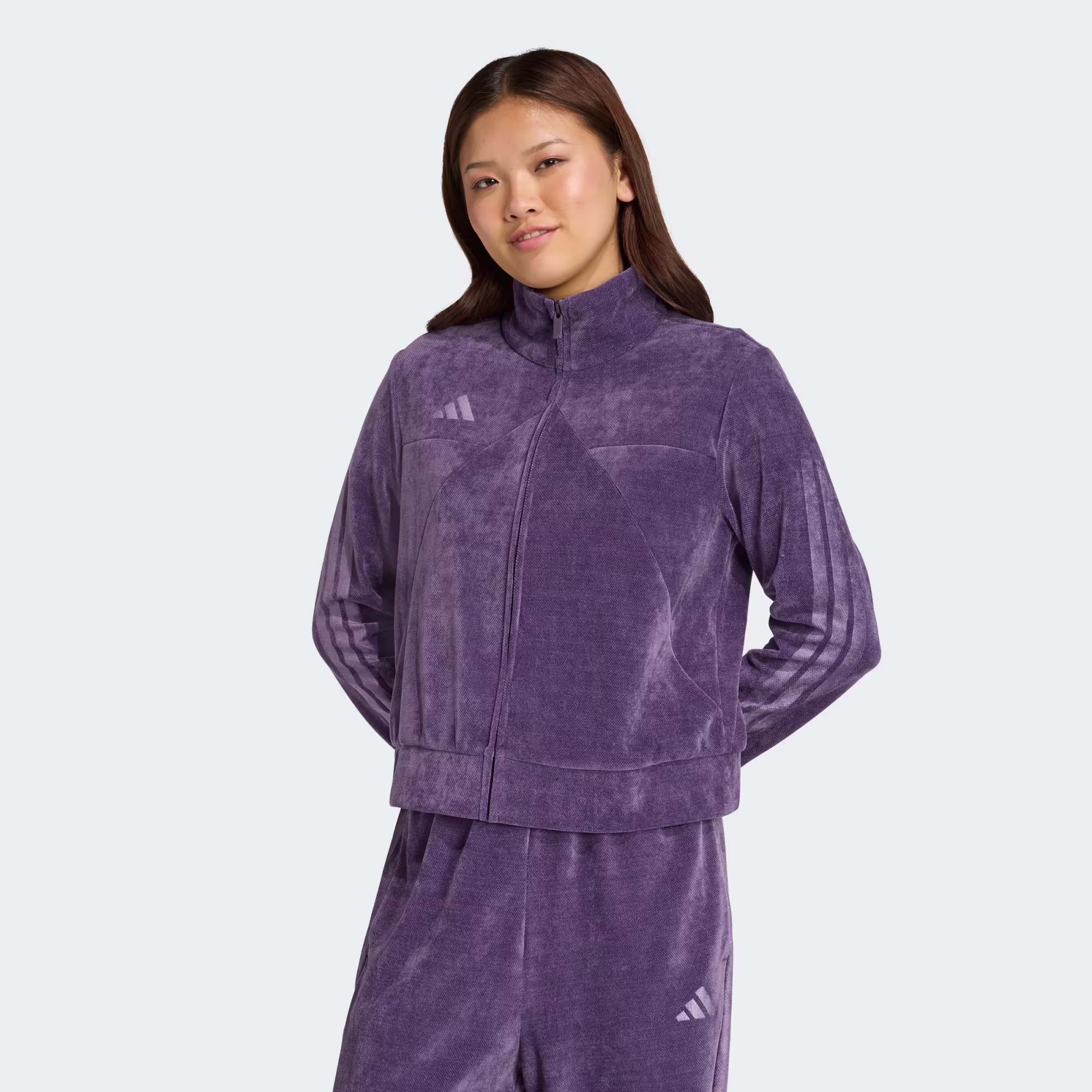 Adidas ქალის ჯემპრი
