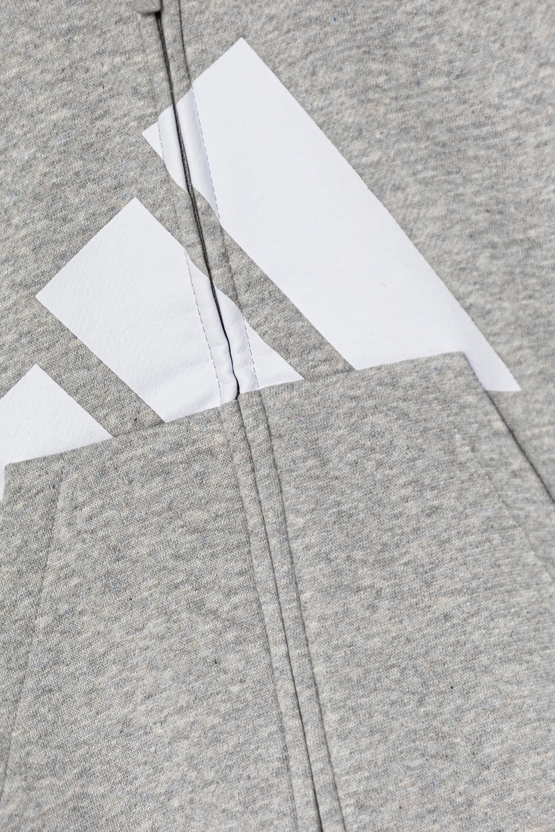 Adidas ბავშვის სპორტული კომპლექტი