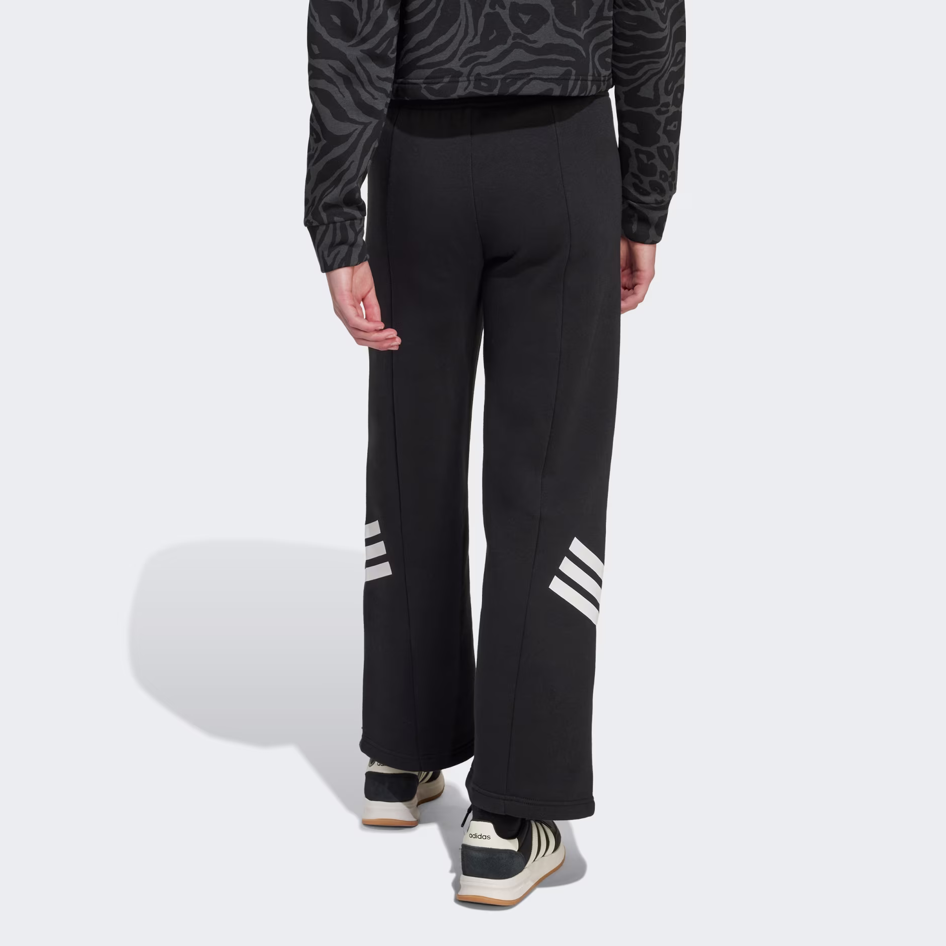 Adidas ბავშვის შარვალი